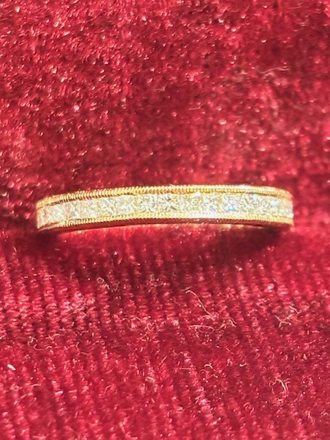 Simply Wonderful Natural Princess Cut Diamond Eternity Band in 18-K Yellow Gold with Milgrain Edge. 39D=1.10CTTW, G/VS-SI1.Size 6.5