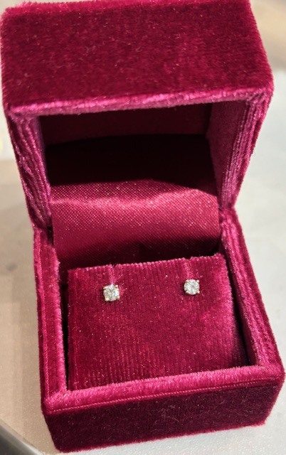 .21CTTW Natural Diamond Stud Earrings in 14-K Yellow Gold Basket Settings, H/SI2