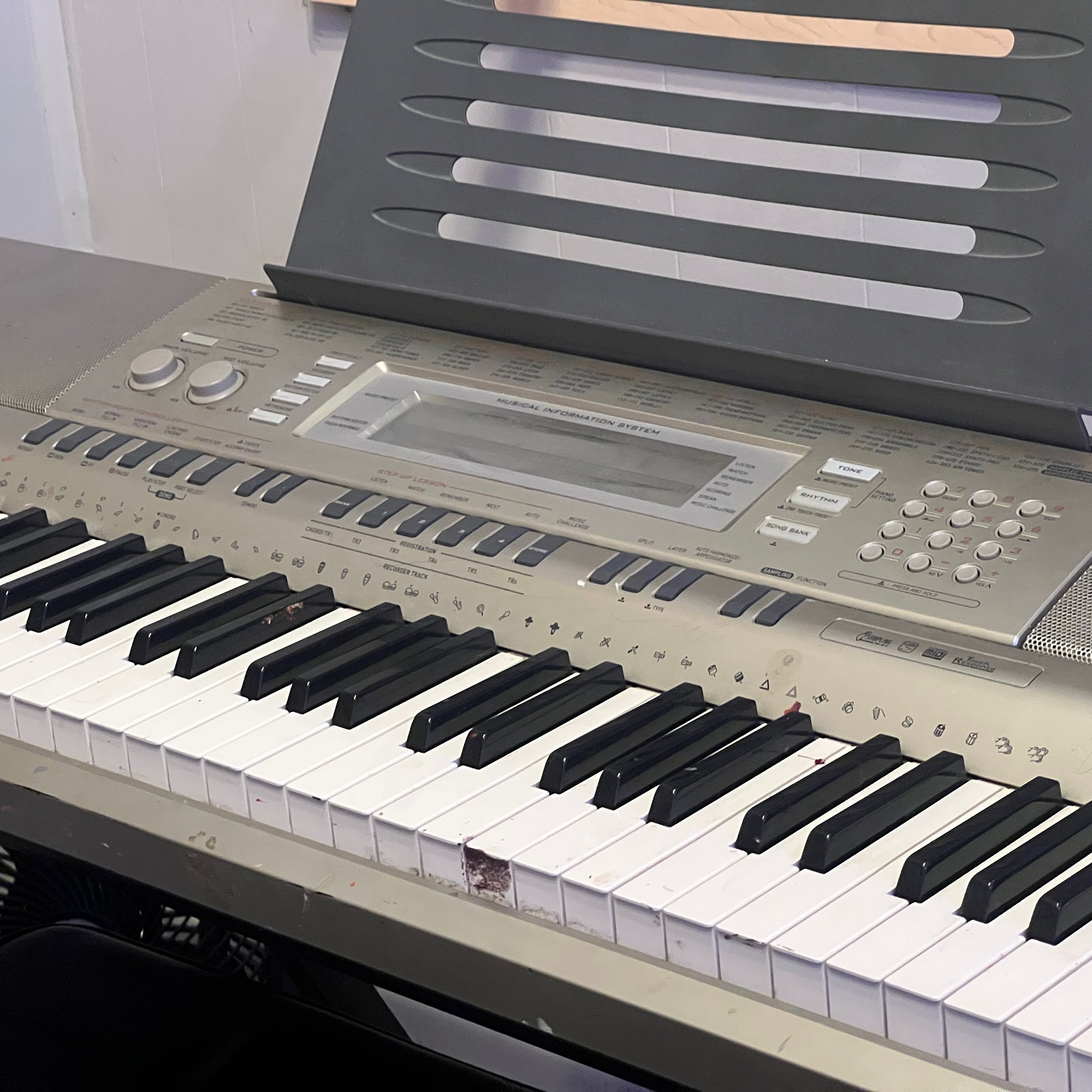 Casio WK-200 76-Key Electronic Keyboard, Used - 2025052201