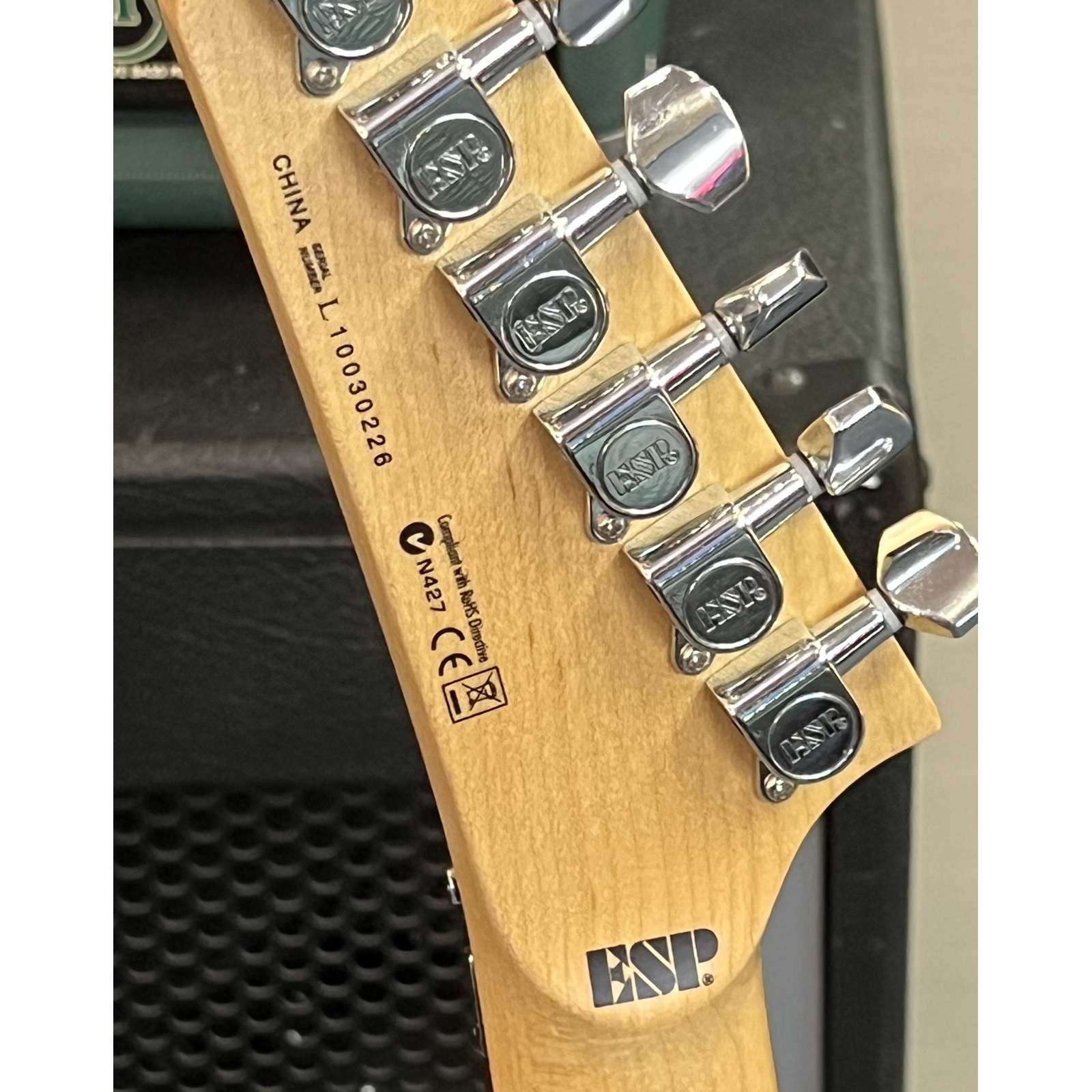 LTD MH-50　ESPレフティー　フロイドローズ Esp ltd mh-50 - What To Know & Where To Buy | Equipboard