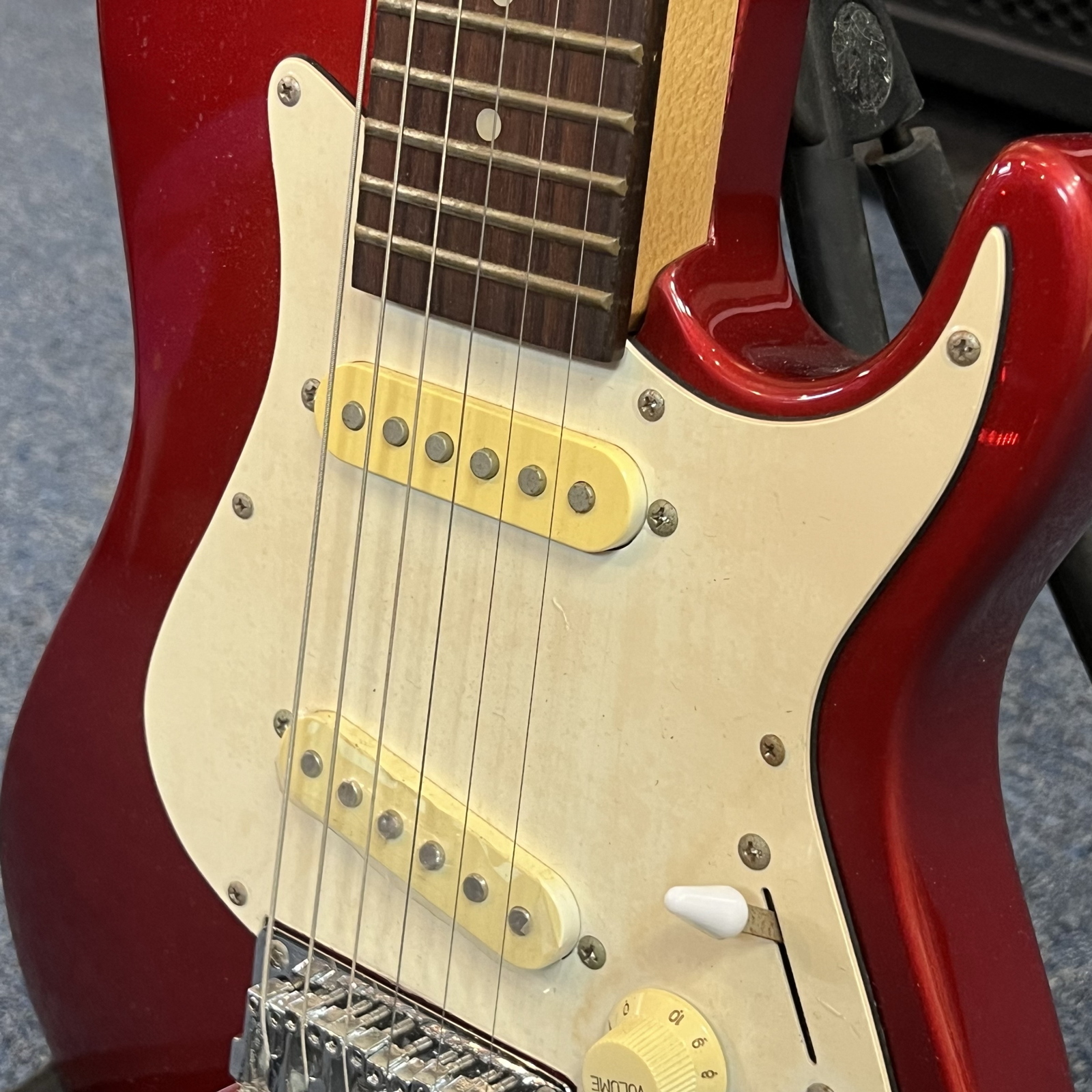 Greg Bennett Samick MMB1 Malibu Red Mini Electric Guitar - Used