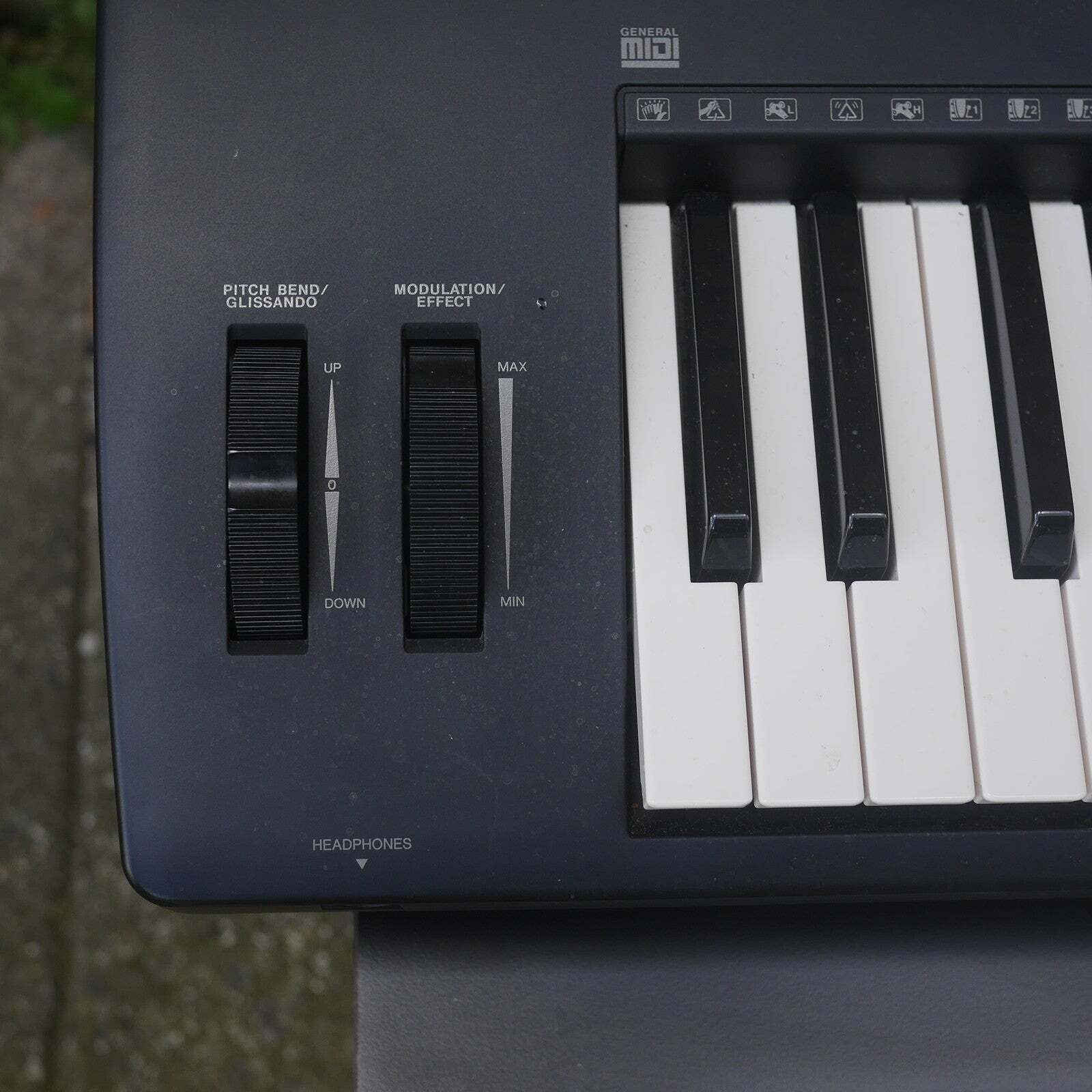 PSR-5700 YAMAHA　PORTATONE エレクトリックキーボード s-l400.jpg