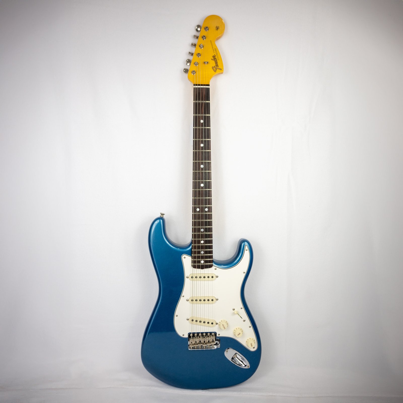 Fender B2 66 Strat Relic Lake Placid Blue