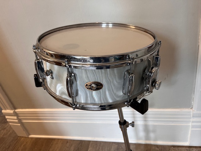 Vintage 1960s Slingerland Artist Snare Drum, white satin flame
