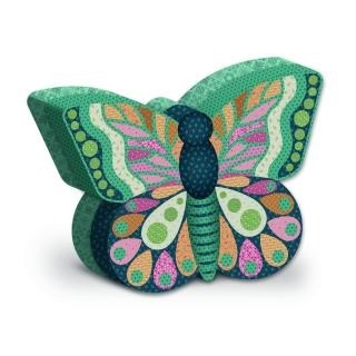 PREORDER Family Reunion Catching Butterflies Runner Kit by Lori Holt KT-18391 |SHIP DEC26