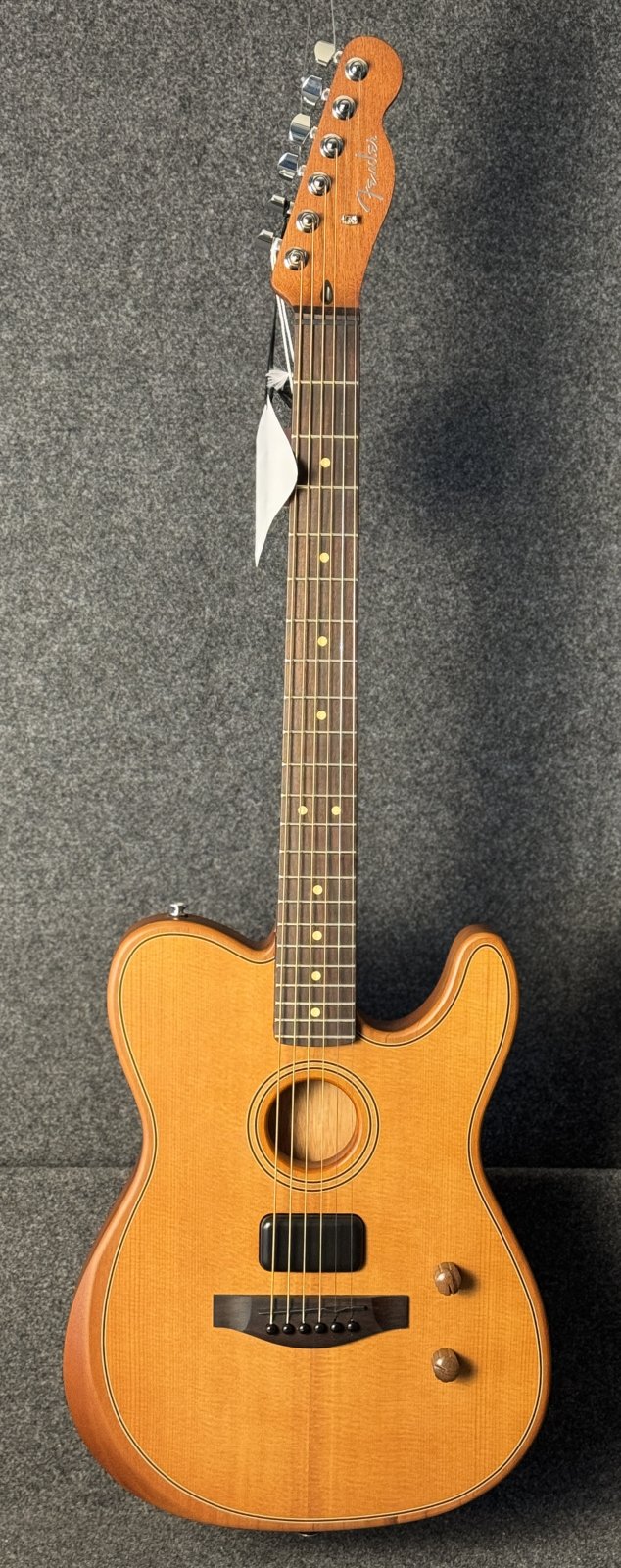 ギター FENDER Acoustasonic Std Tele, Aged Nat Fender Acoustasonic® Standard Telecaster®, Aged Natural
