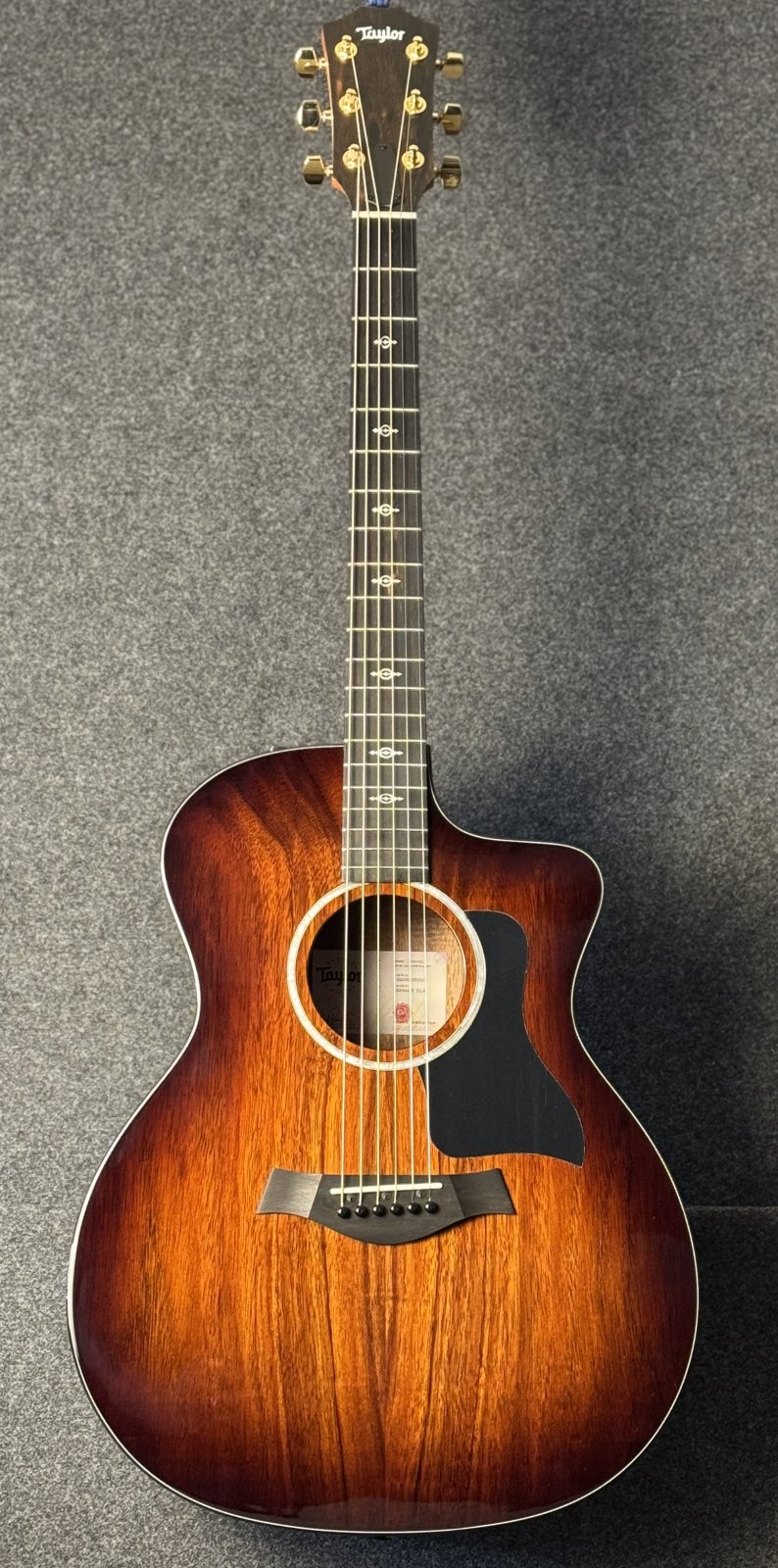Taylor 224ce-K DLX - 00887766126621
