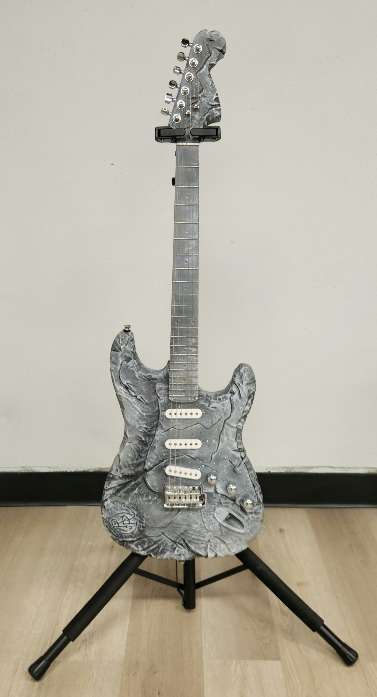 Custom Art 20th Anniversary Squier Strat