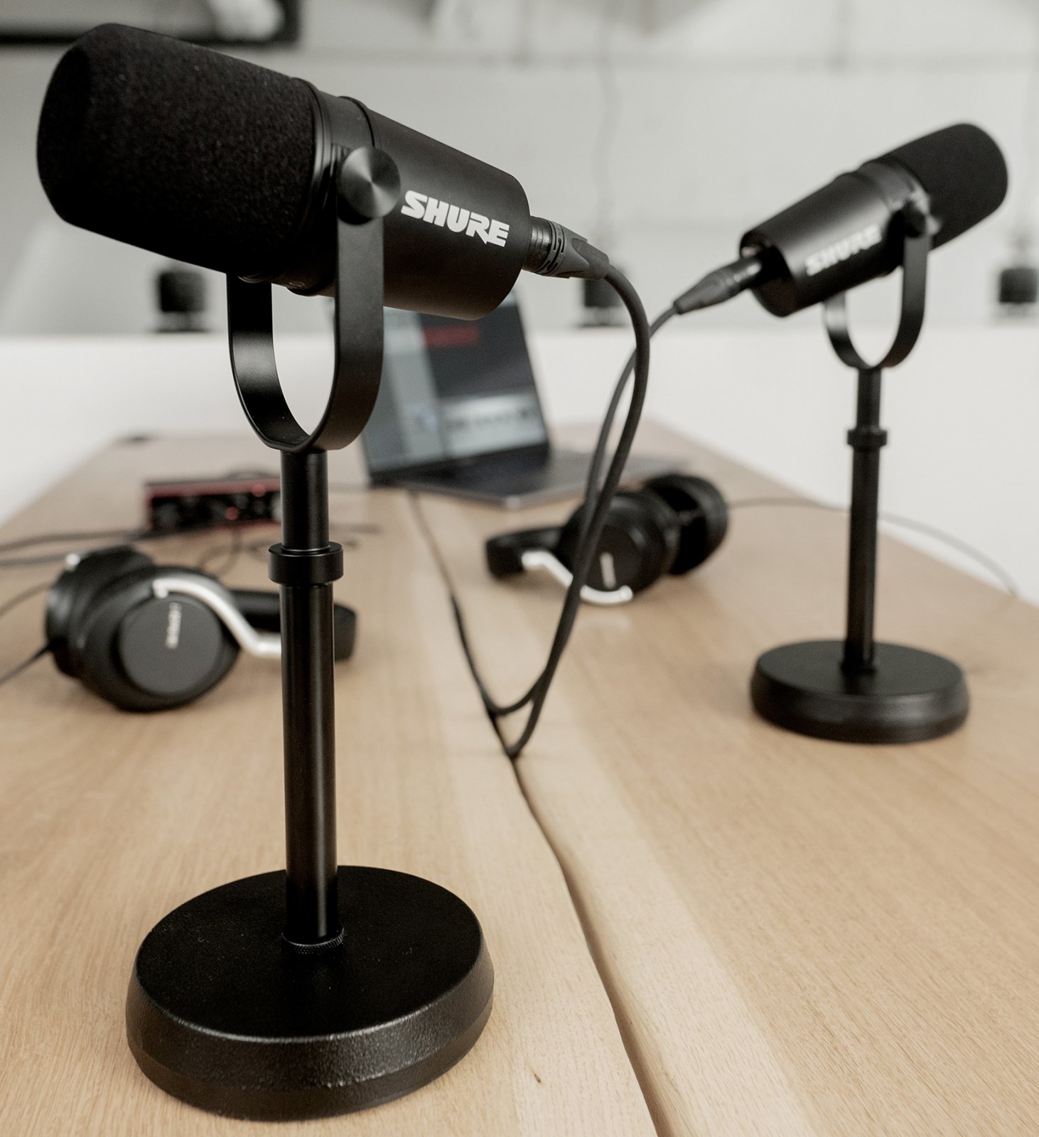 Shure MV7X Podcasting Microphone with XLR Connector - 42406738071