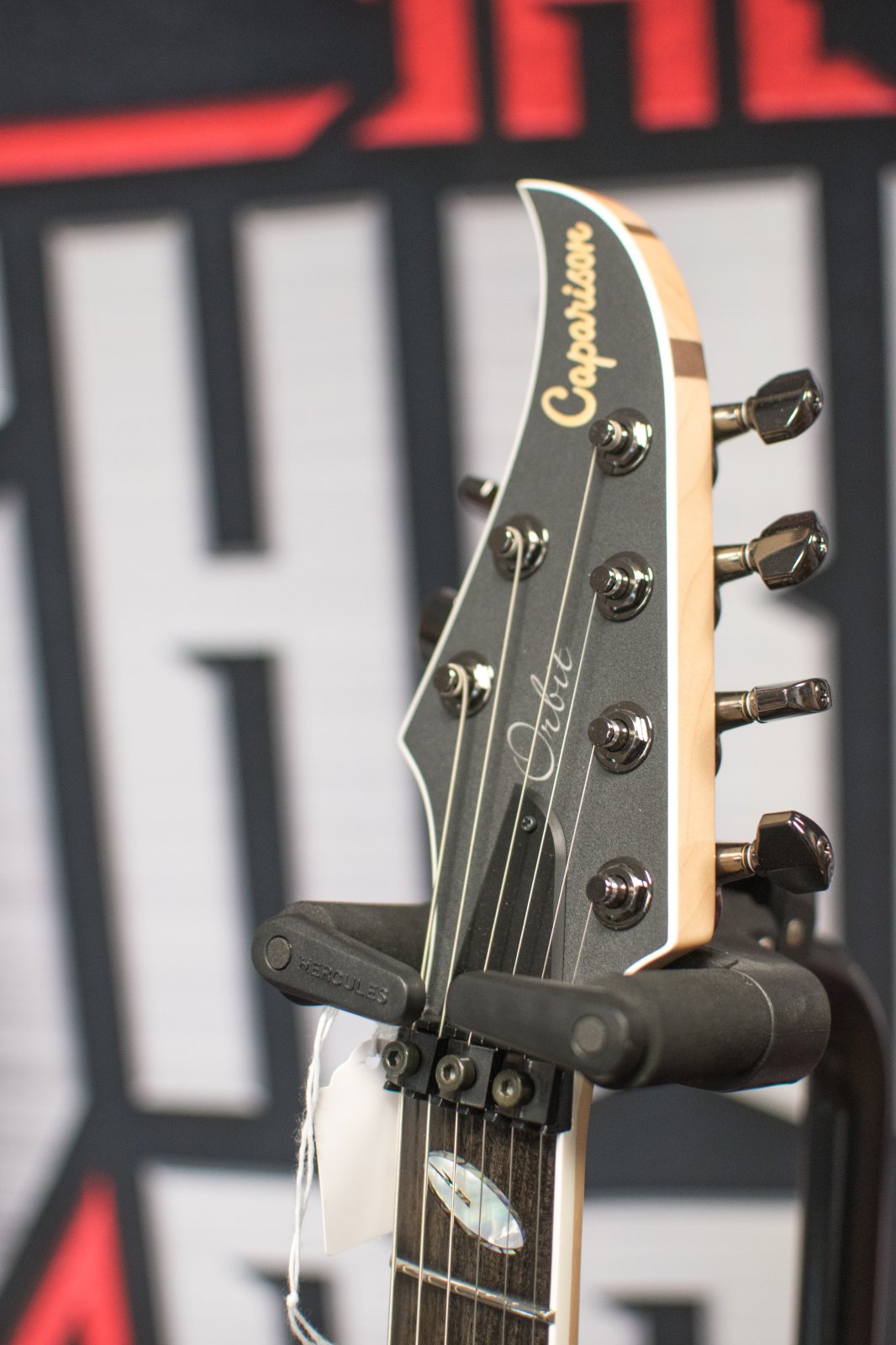 Caparison Orbit w/case