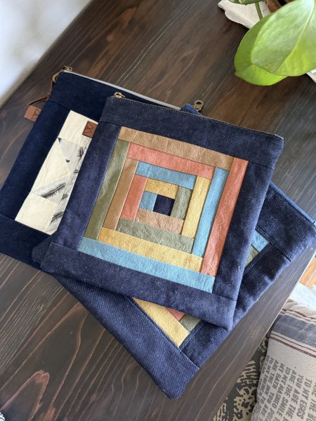 log cabin pouch
