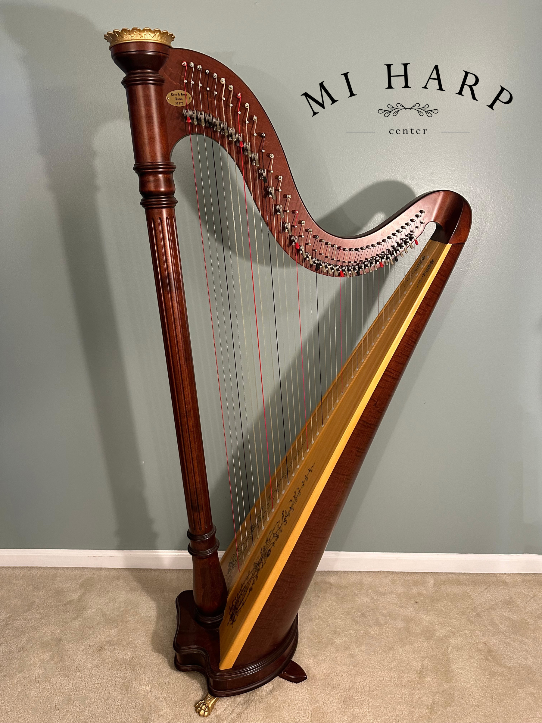 Lyon & Healy: Prelude 38 (Mahogany)