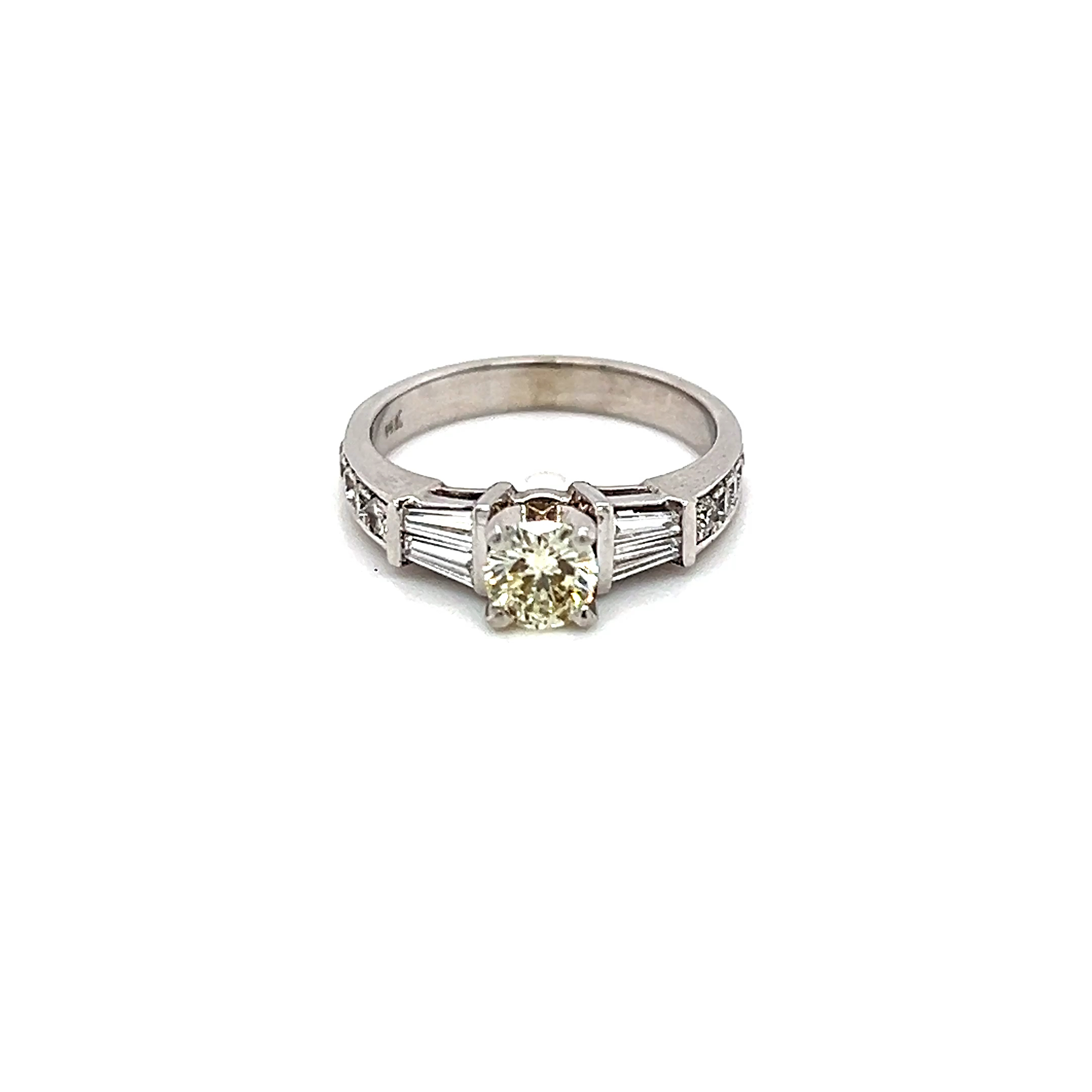 14k White Gold Round Diamond Engagement Ring C-0.50 Si1 M SD-0.30 VS F-G BAG-0.30 VS F-G