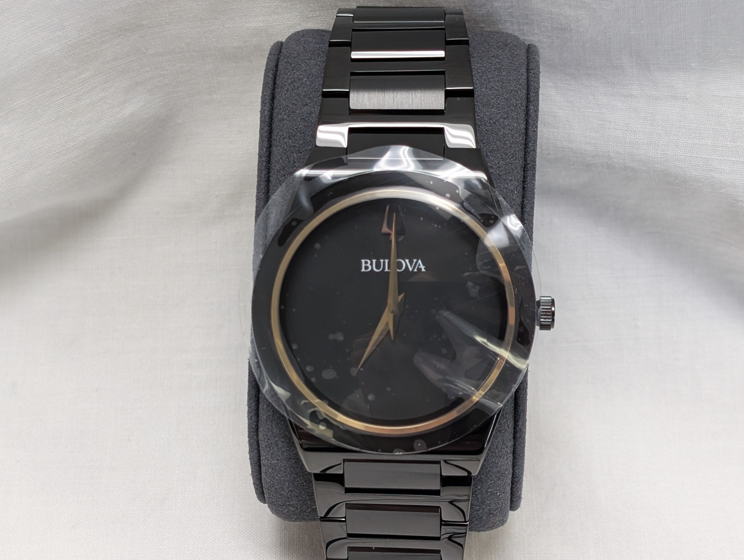 Men's Black Bulova watch  w/ blk dial and band, w/ gold hands #11 FOTOET