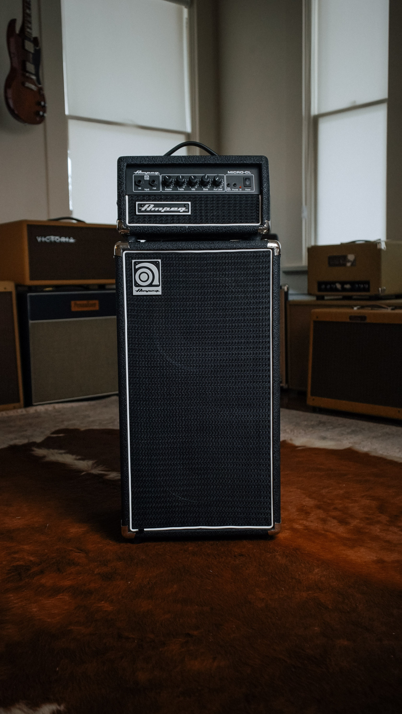 Ampeg Micro-CL 2 x 10-inch 100-watt Bass Stack | Sweetwater