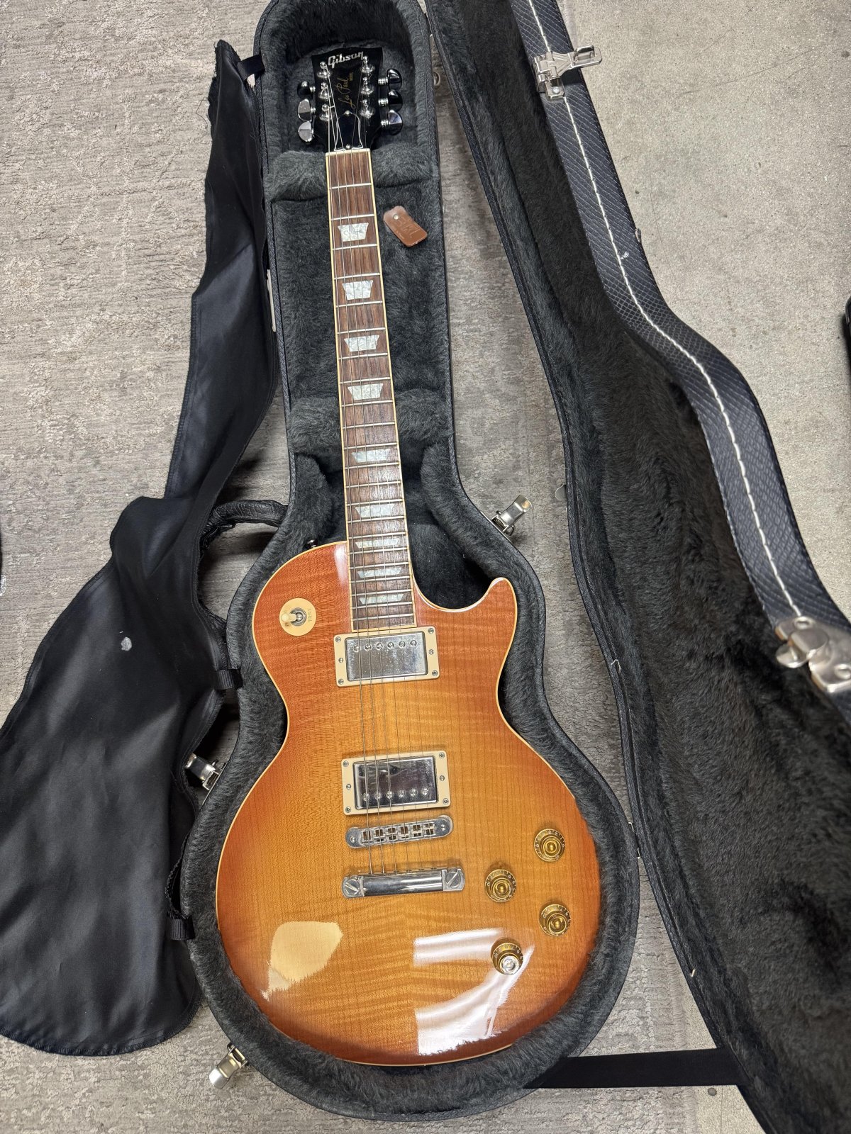 Gibson Les Paul Standard – 2006 – Honeyburst Flame Top - 534524352435
