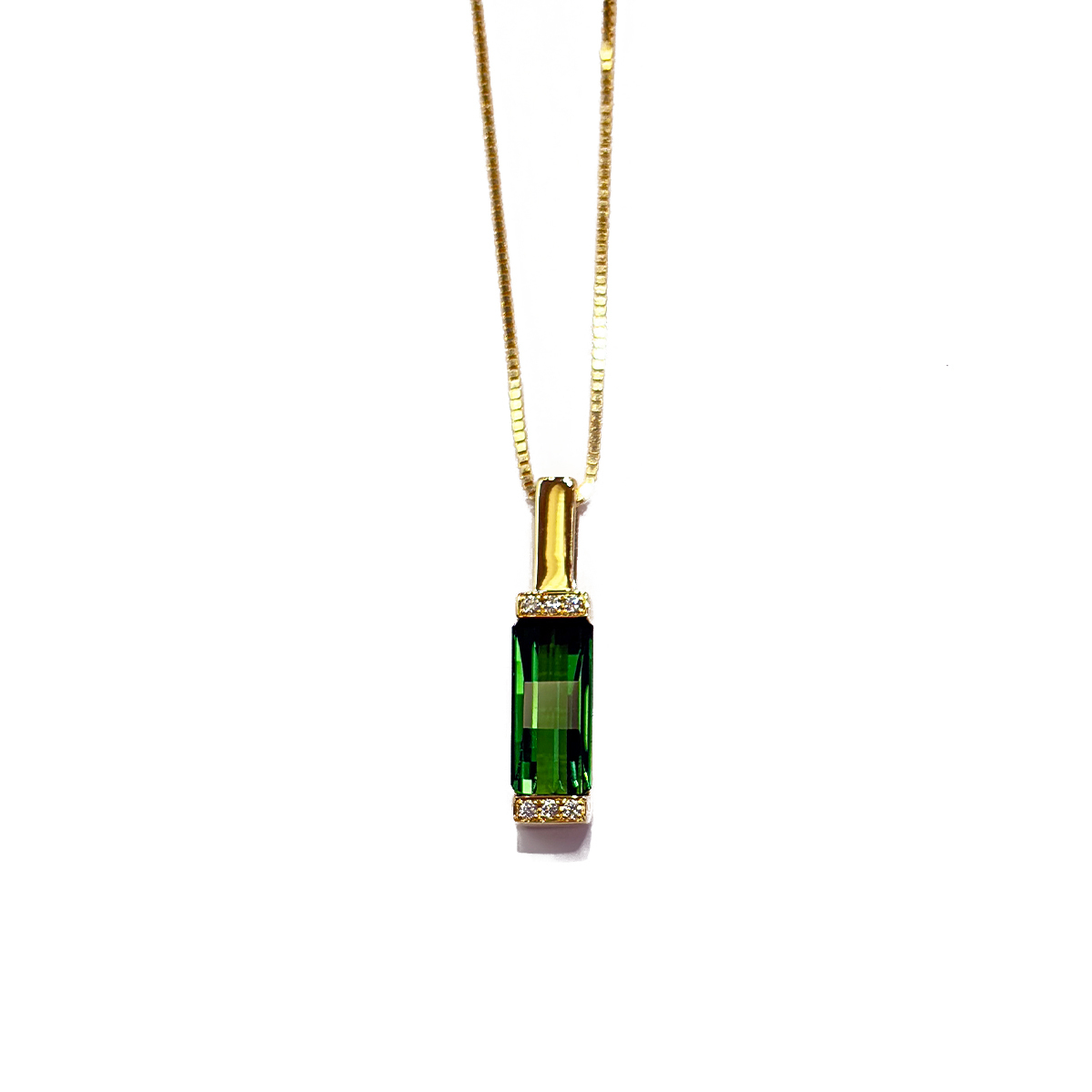 1.60ct Millenium Cut Green Tourmaline Pendant with 0.03cttw Diamond Accents Bar Set in 18K Yellow Gold on an 18 14K Yellow Gold Box Chain