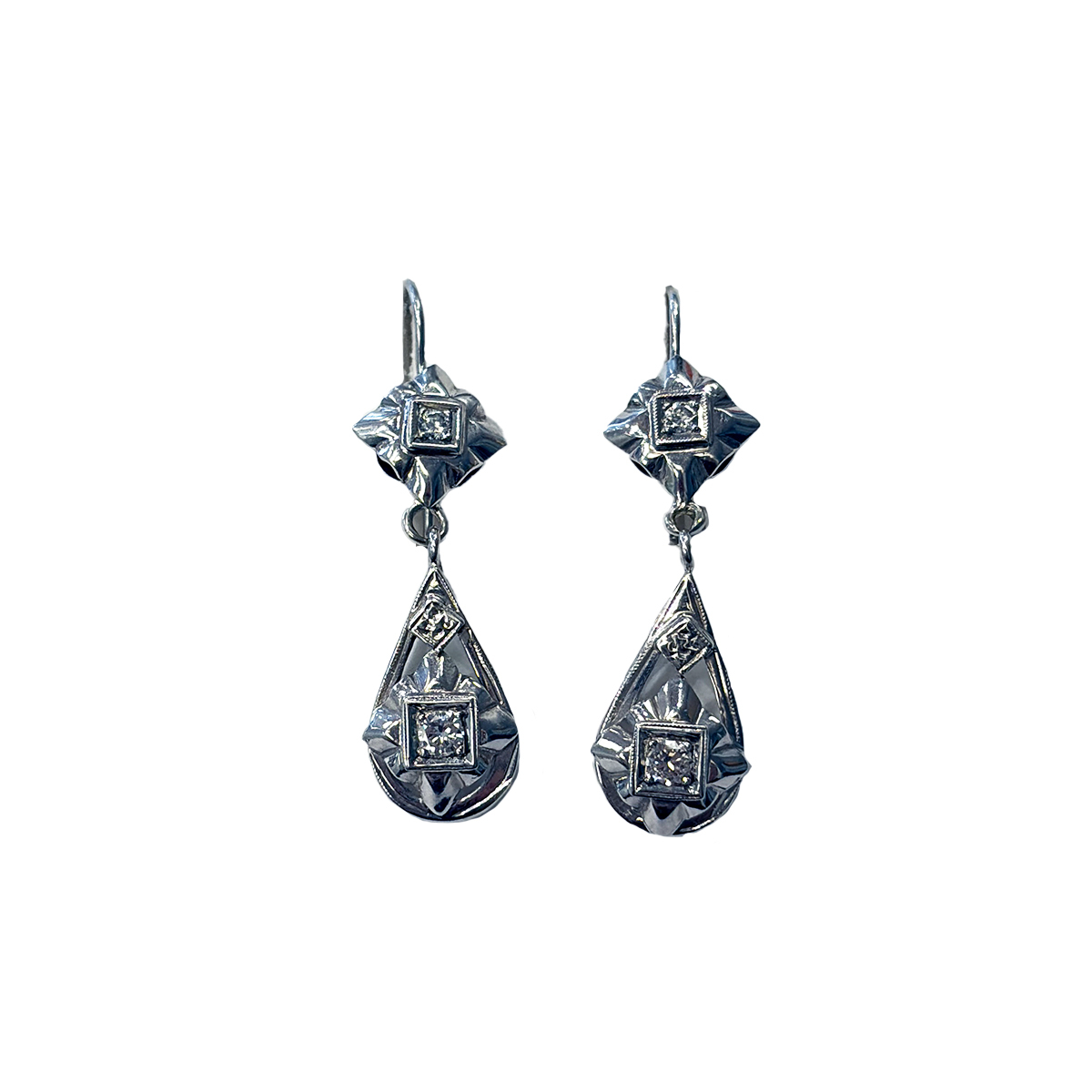 Art Deco Style Estate Dangle Earrings Featuring 0.28cttw Diamonds Prong Set in 14K White Gold