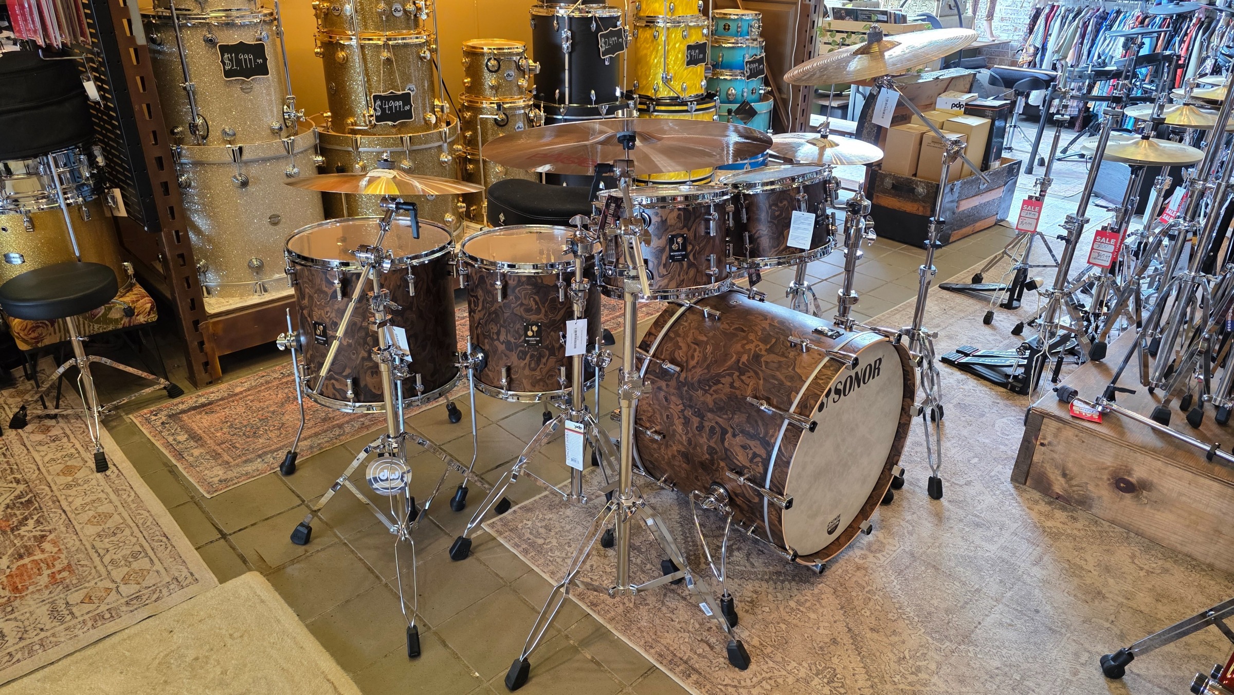 Sonor Momentum Beech 5 PC (22,10,12,14,16) kit in California Burl 