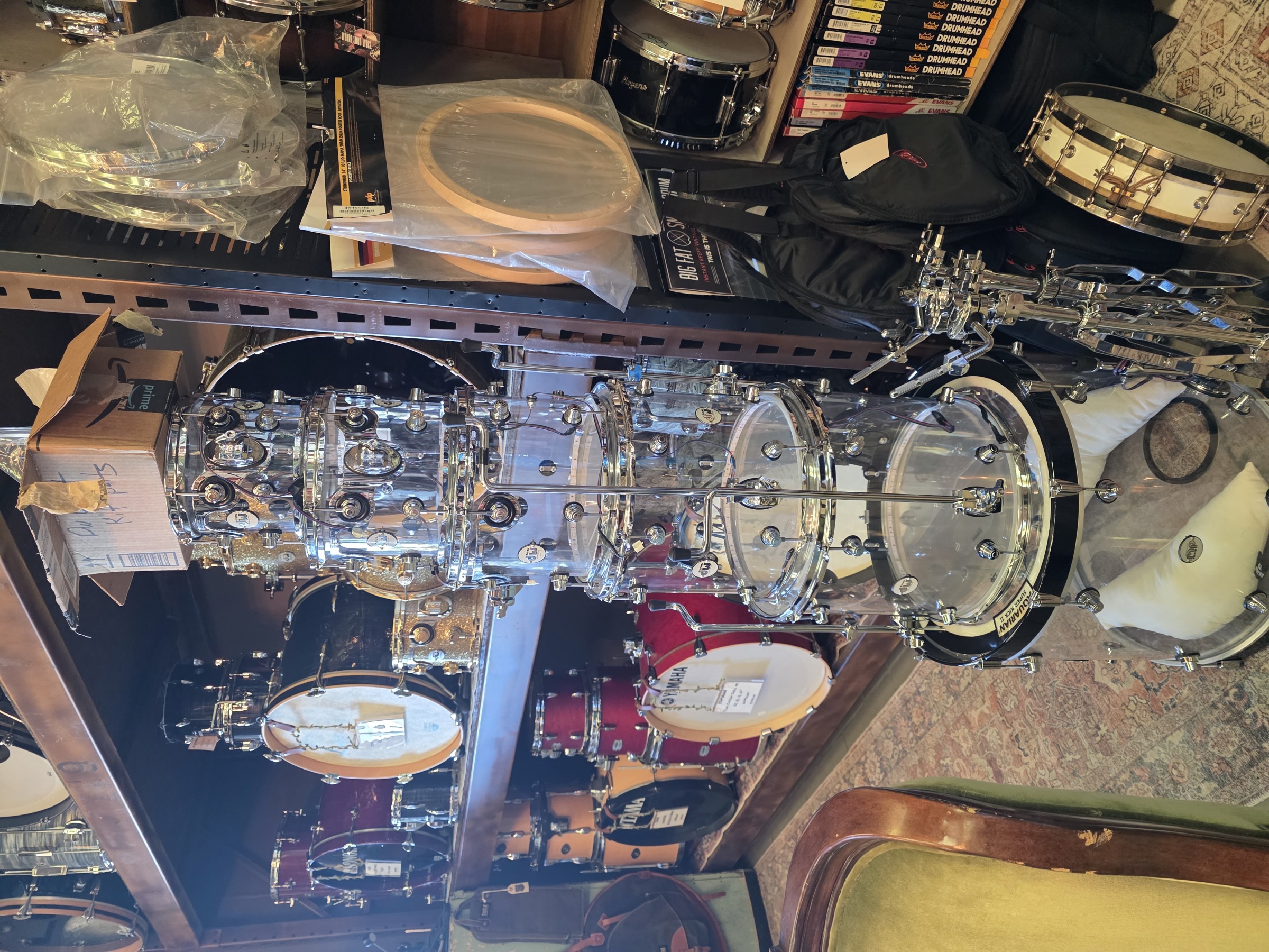 [Cons] Ron’s DW Design Series Clear Acrylic 8, 10, 12, 14, 16, 22 and Tom Stands & Bag. 