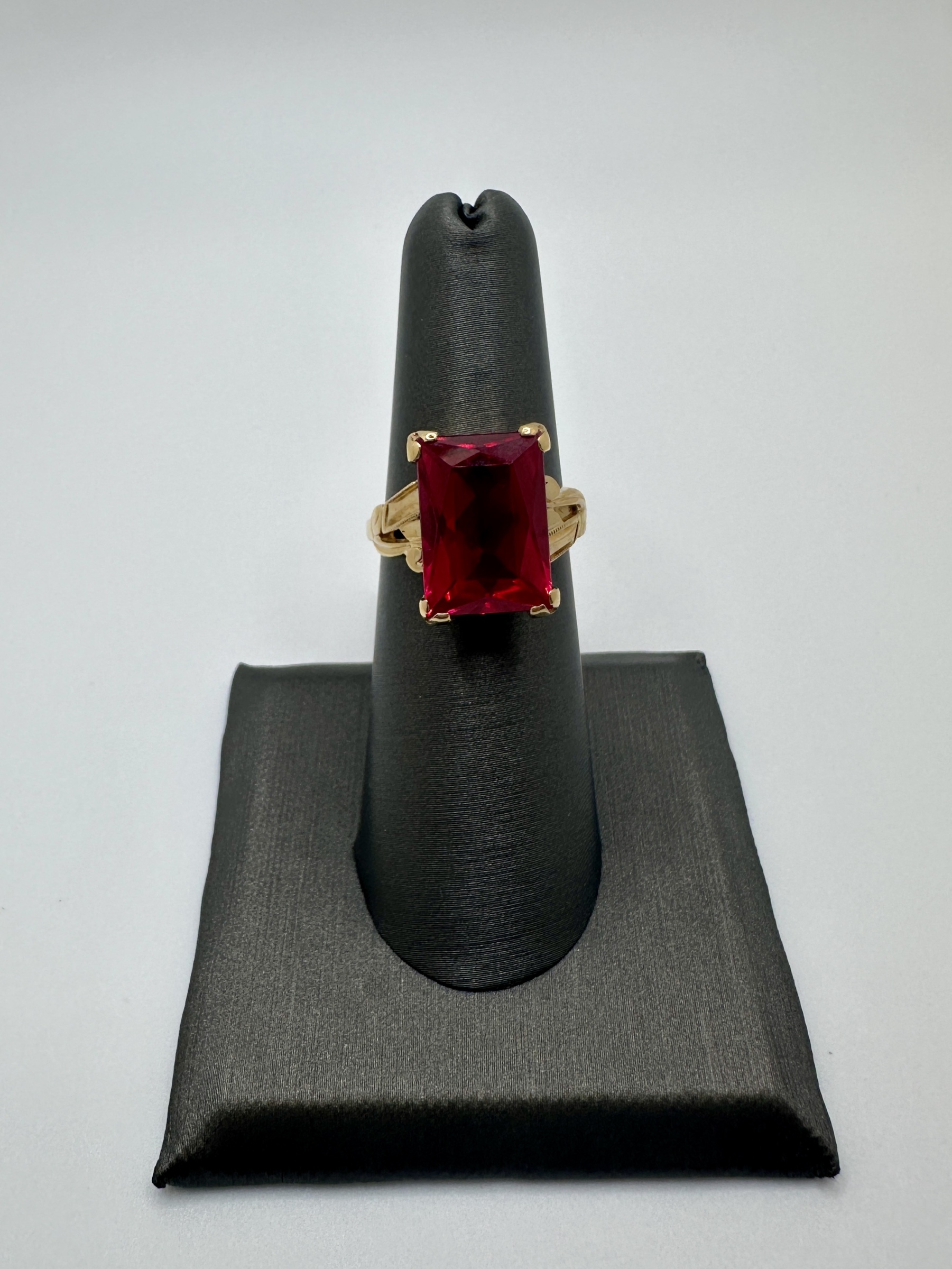 Pre- Loved 10k Yellow Gold 14x10 Lab Created Ruby Ring size 6.5