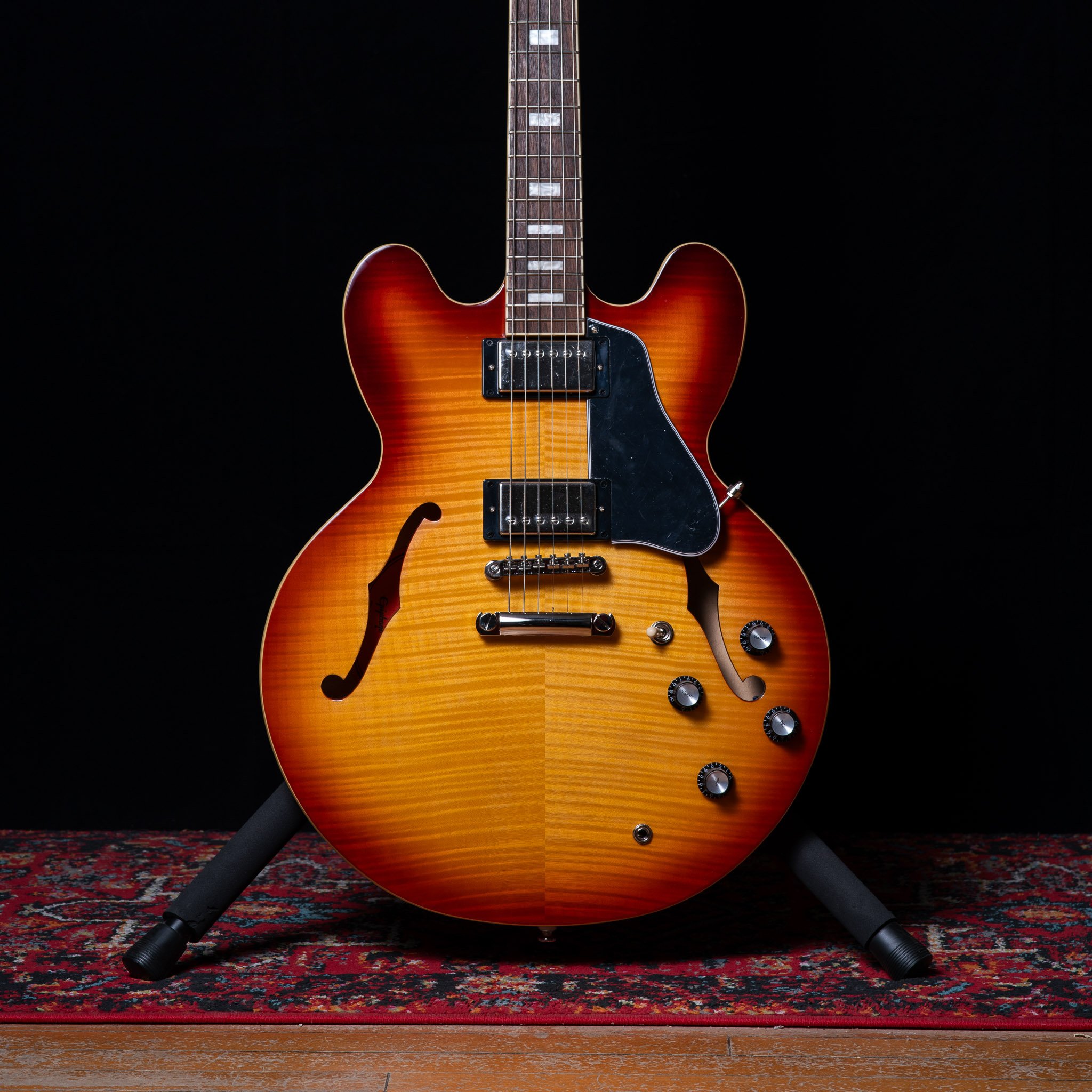 Epiphone ES-335 Figured in Raspberry Tea Burst