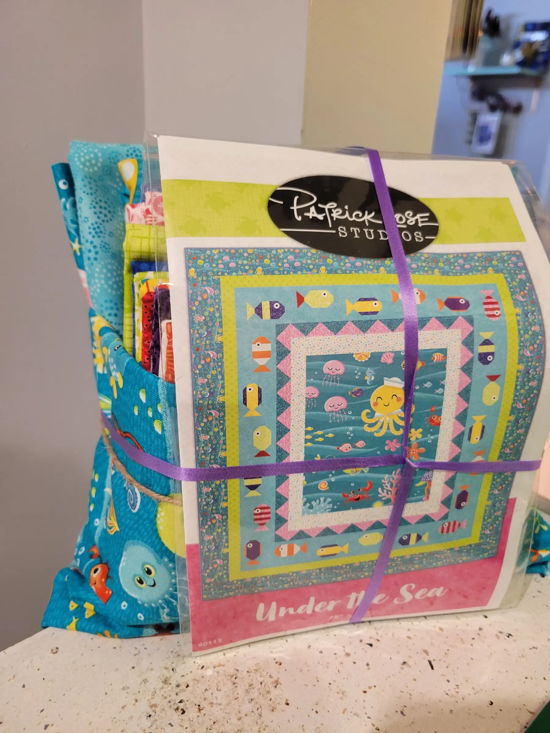 Under the Sea Quilt fabric and pattern (Enchanted Seas collection by Northcott) - sold as a kit with the binding