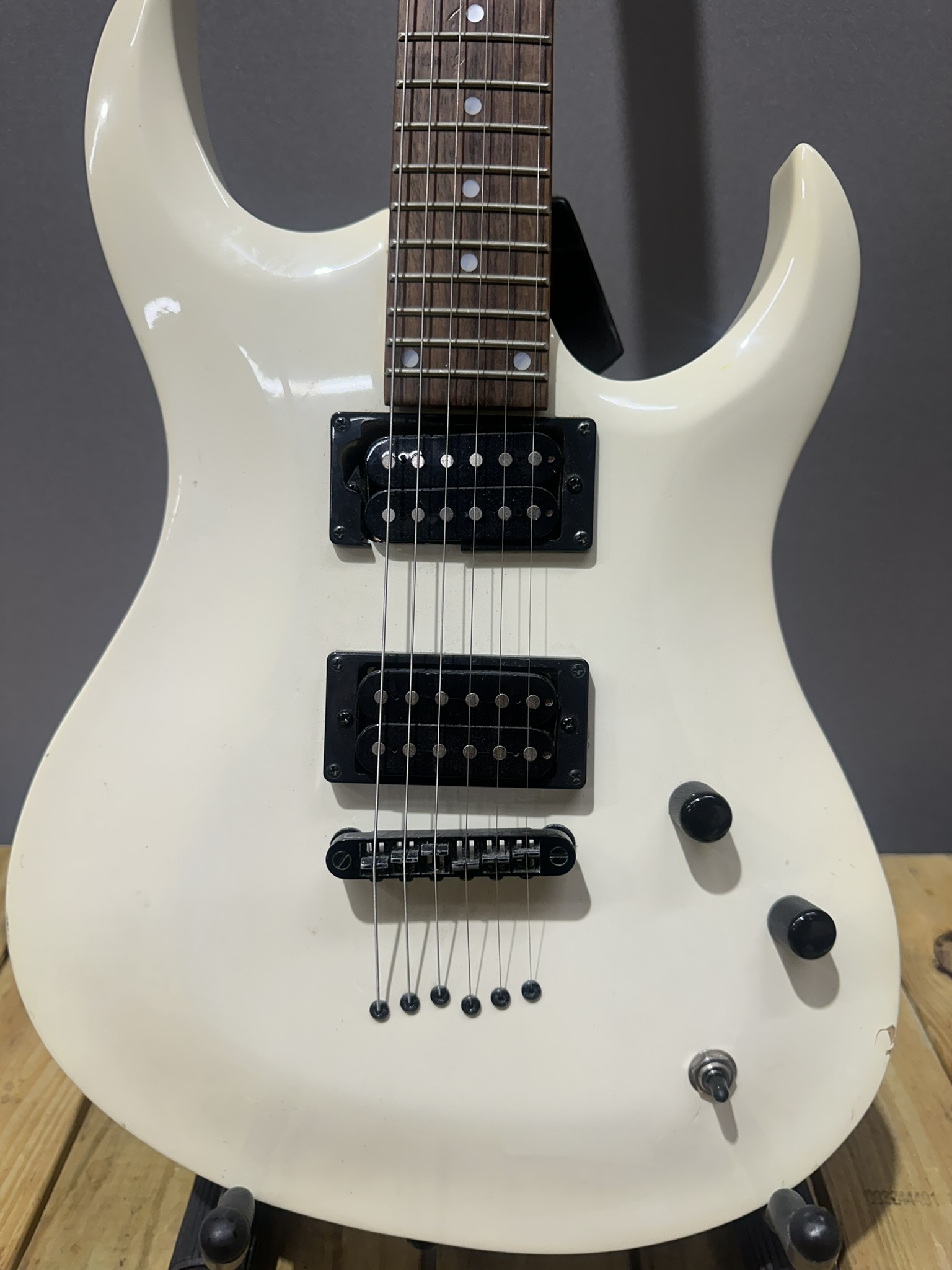 George Washburn Limited Stratocaster Alpine White 2000s