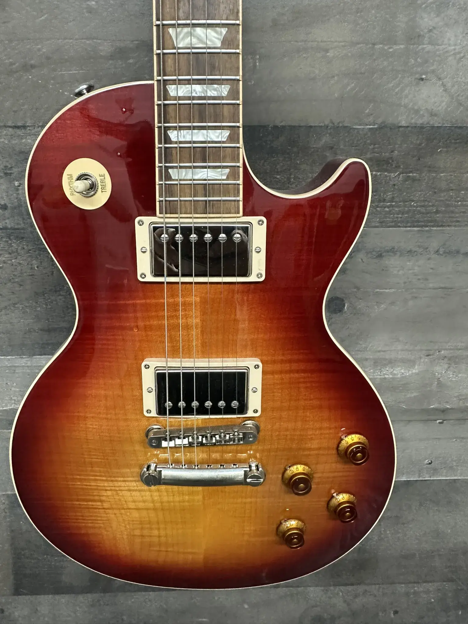 Gibson_Les_Paul_Traditional_20