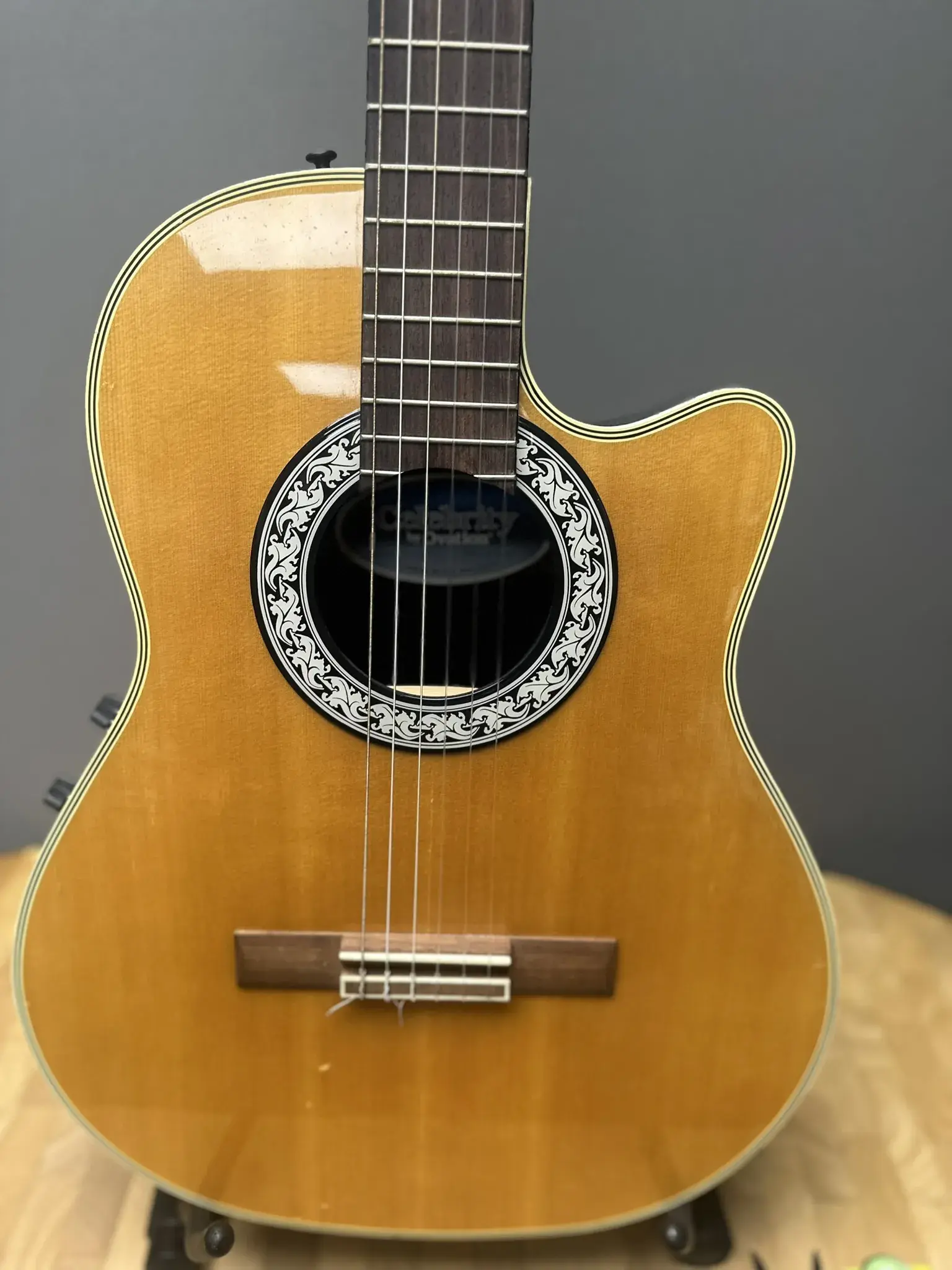 Ovation Celebrity CC53 Acoustic 2012
