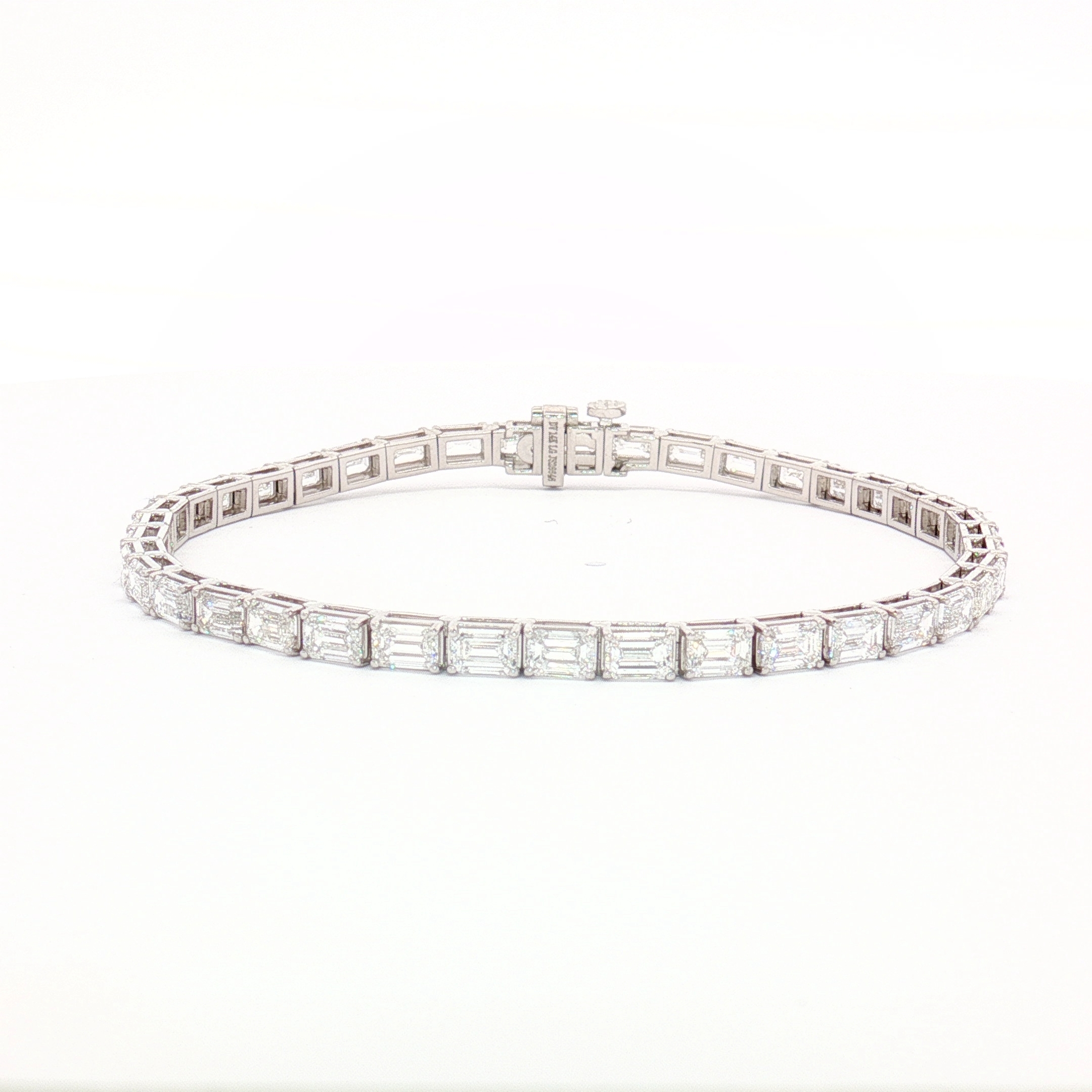 14K White Gold Tennis Bracelet With 8.39ct Emerald-Cut Lab-Grown Diamonds, Size 7.25