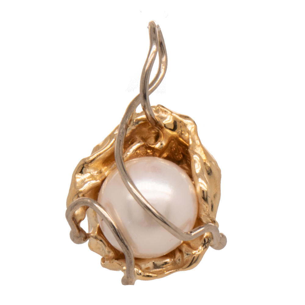 14ky & palladium white gold 11.5 mm. white round undrilled freshwater Pearl splash & seaweed pendant