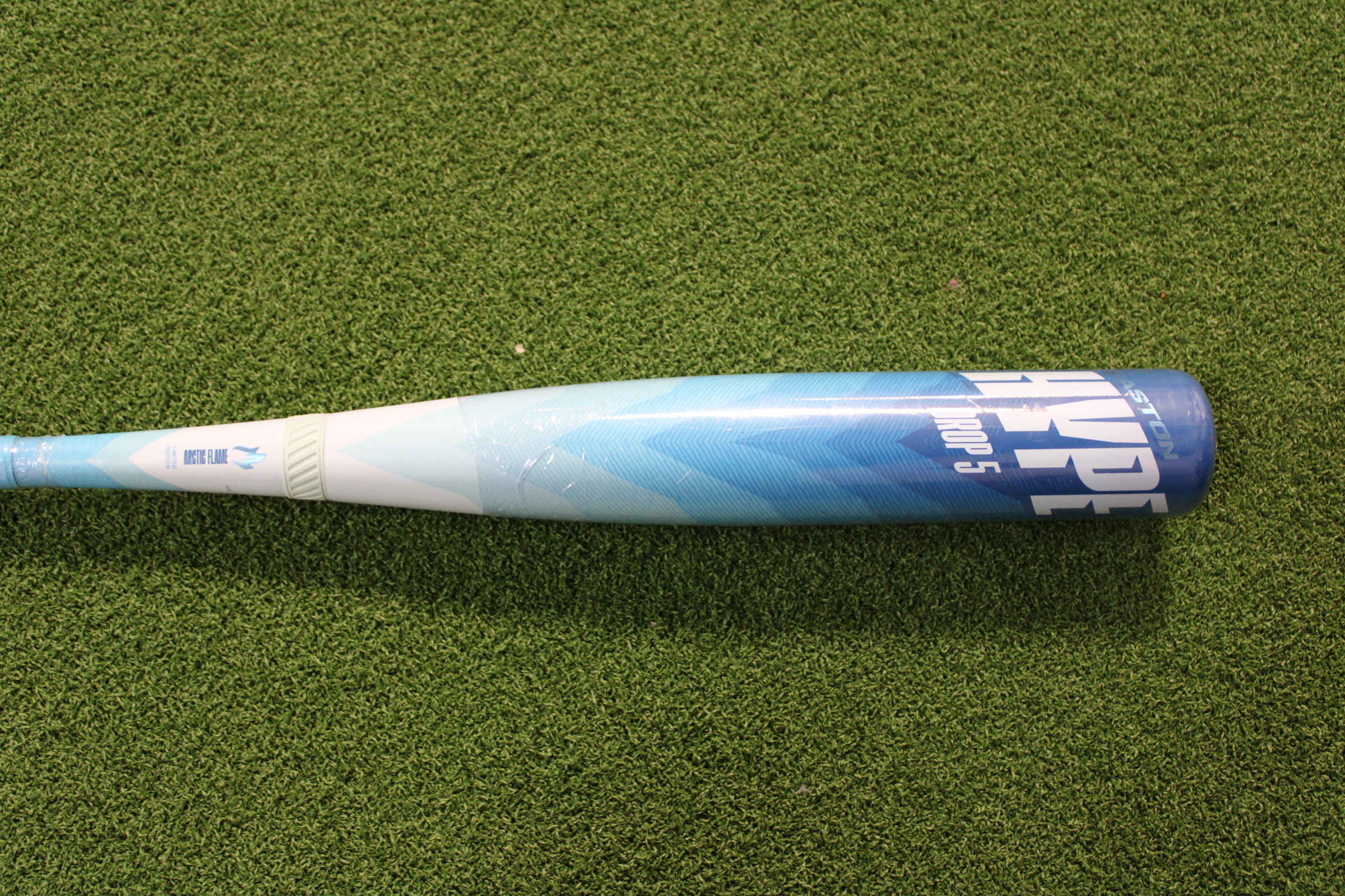 2024 Easton Hype Fire Arctic Flame 32 -5 USSSA Baseball Bat - BRAND NEW