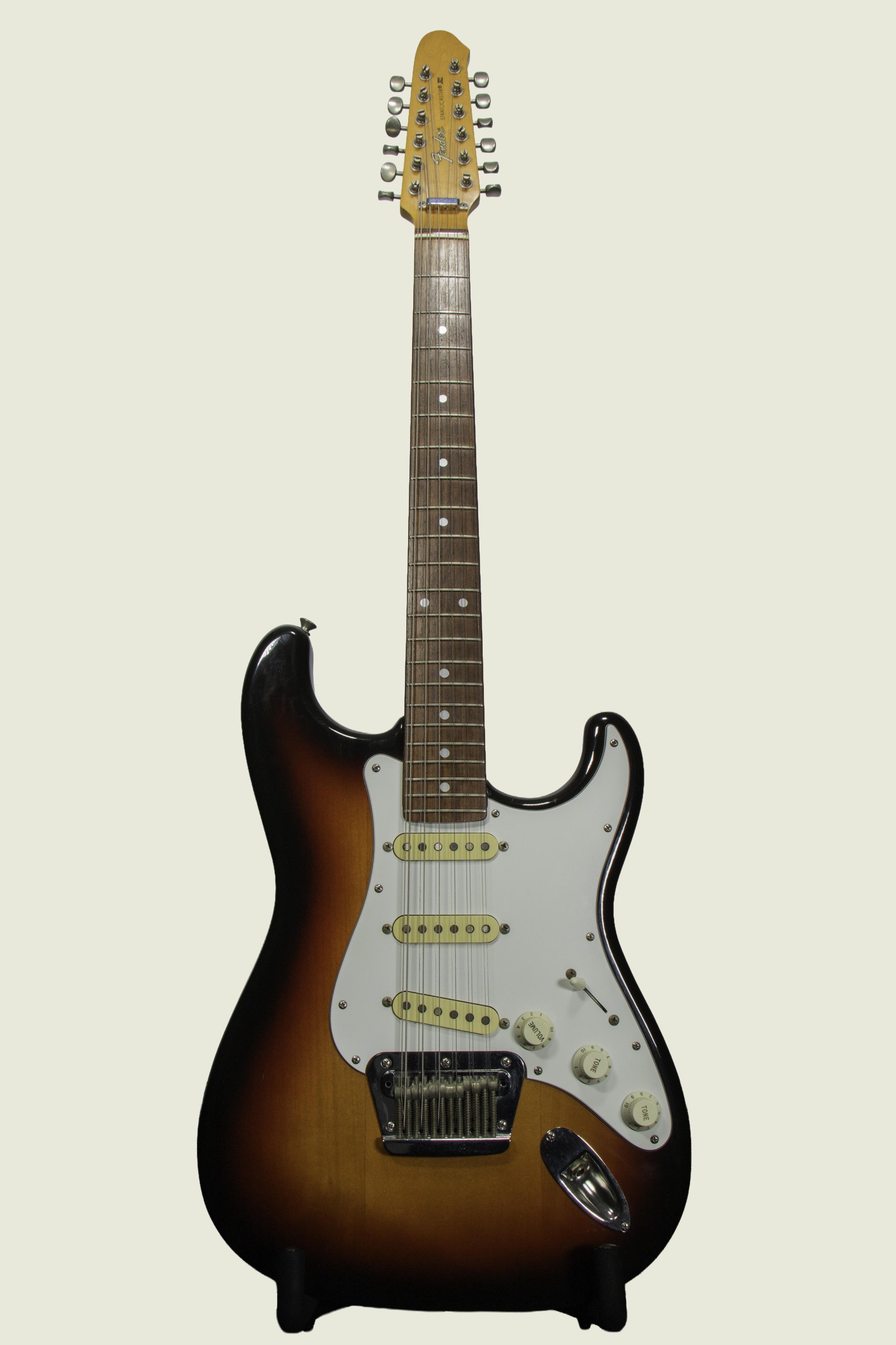  E821008 USED Fender 12-String Strat XII Made in Japan- Sunburst -  w/Hard Case