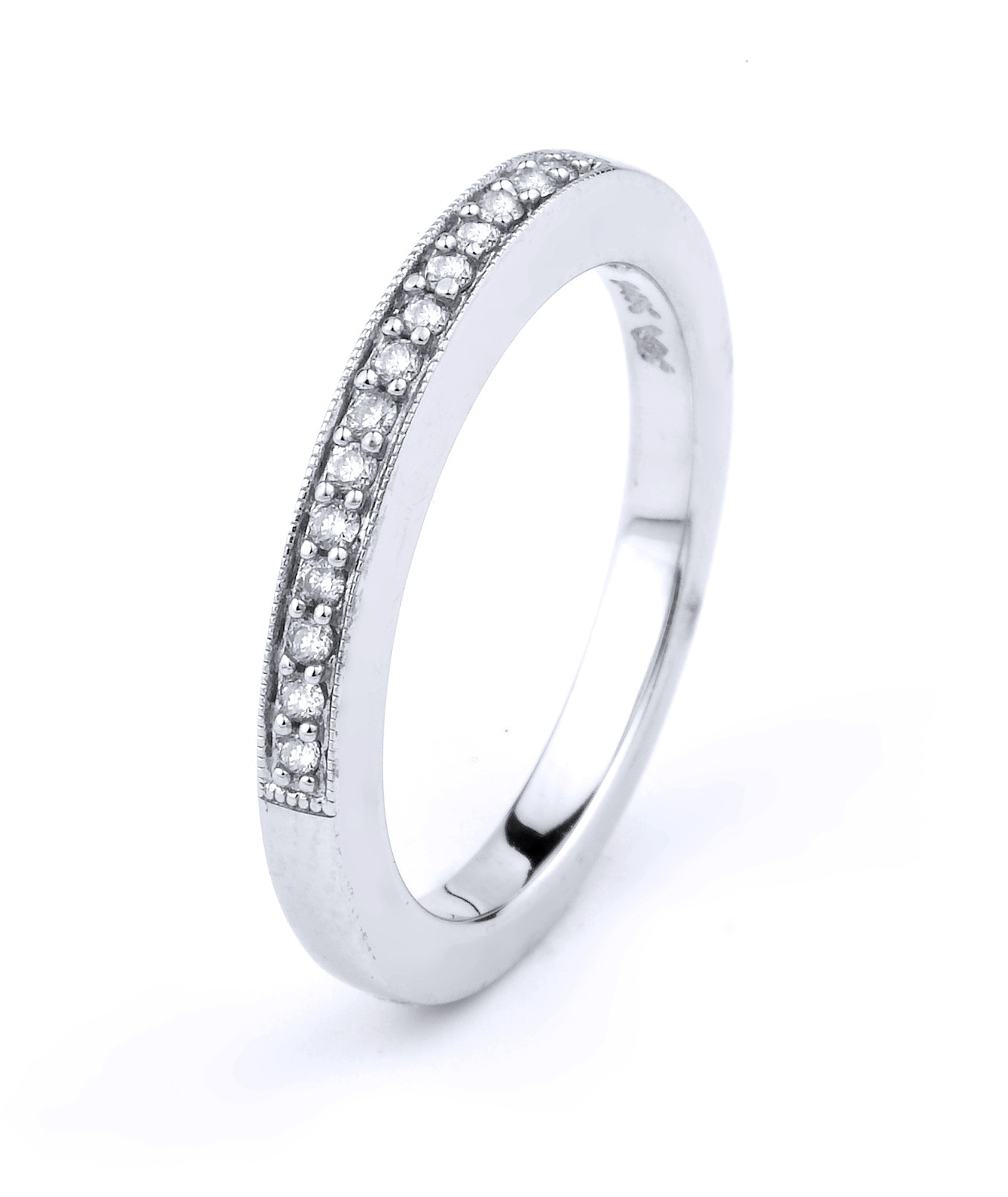 4.1 Grams 14K White Gold Ladies Diamond Band With Approximately 0.43ct Diamonds Of H Color, I1 Clarity.