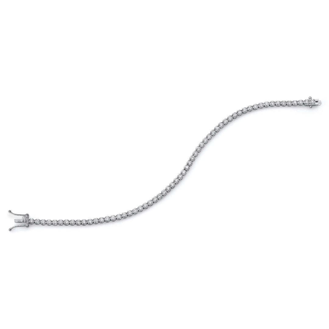 6.61 Grams,14k White Gold Diamond Bracelet Containing: 58 Round Brilliant Diamonds Totaling 2.05ct Of F Color, VS Clarity