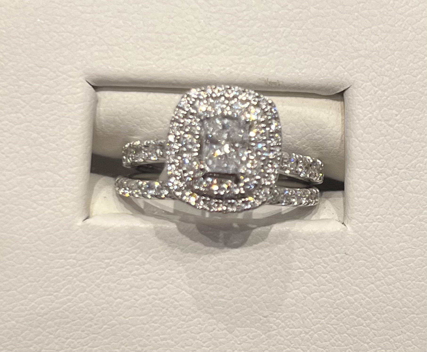1.49ctw Bridal Ring set, (.50 Emerald cut centre & .99 surrounding) Double Halo with side diamonds & matching band 14K White gold