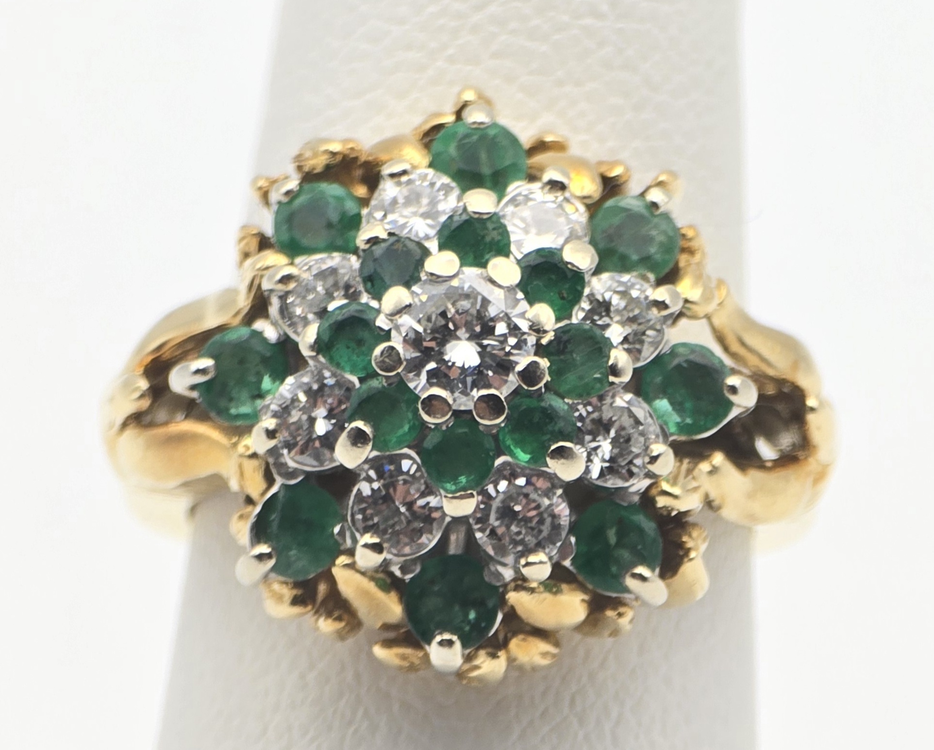 LADIES 2 PIECE 18KYW RING W DIAMONDS AND EMERALDS SIZE 7 3/4