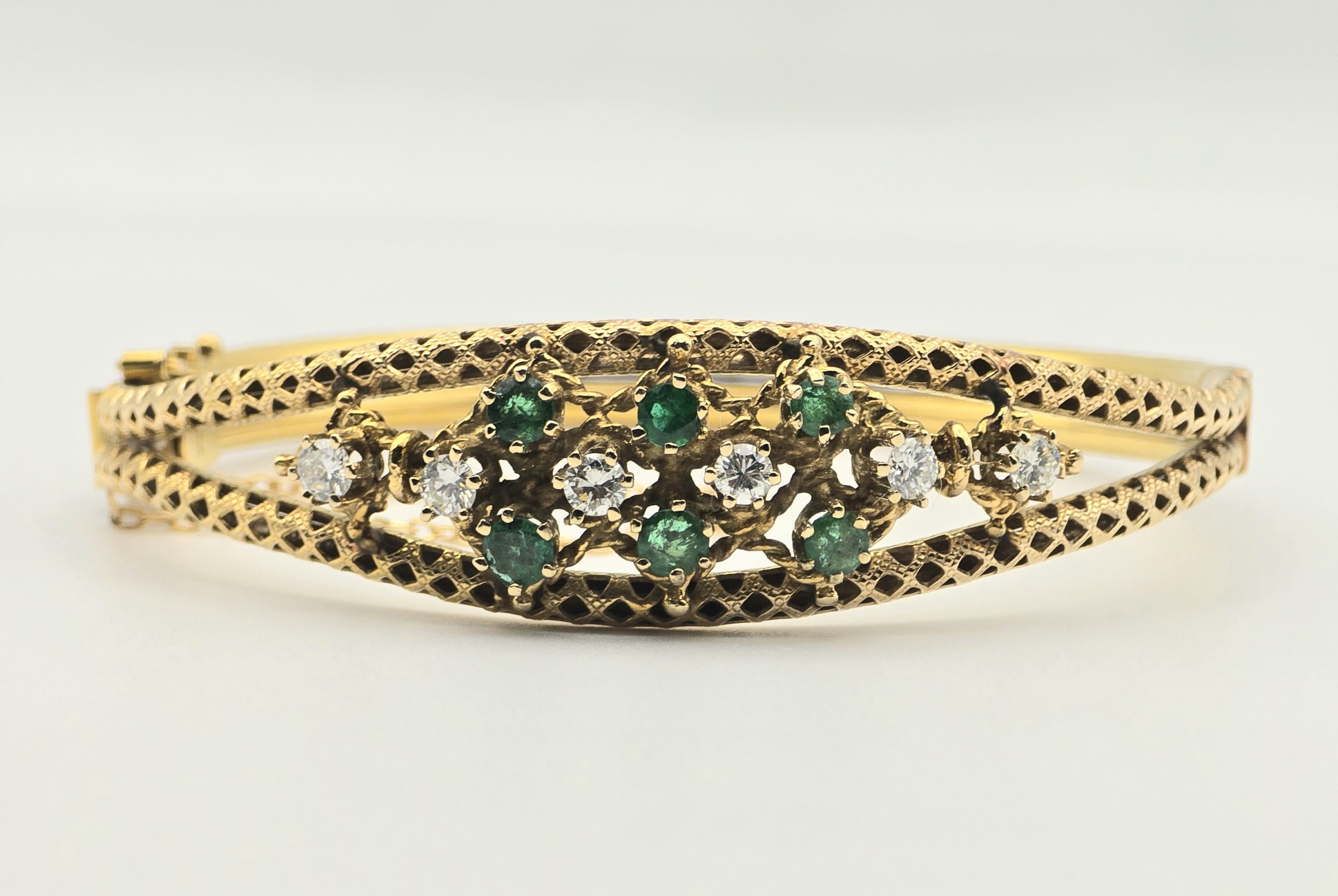 VINTAGE 14KY BRACELET W EMERALDS AND DIAMONDS