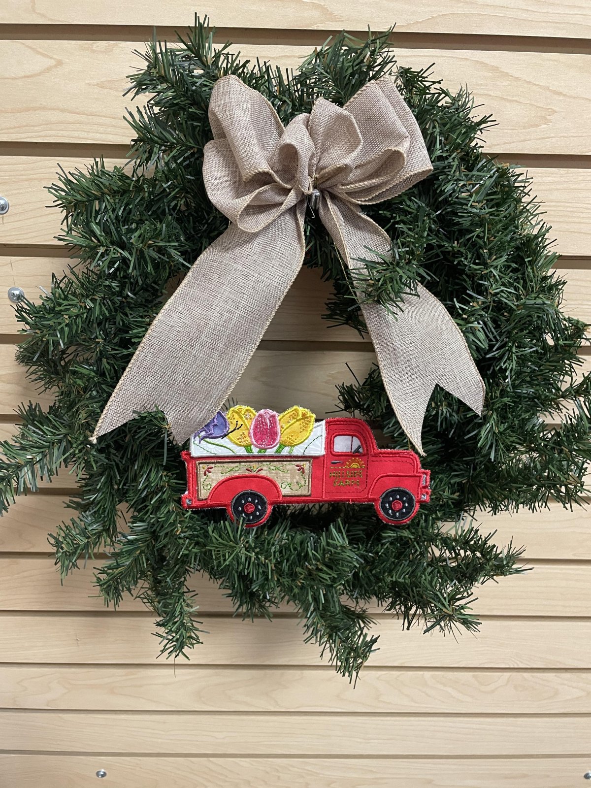 Vintage Seasonal Trucks with LeAnne Kankel