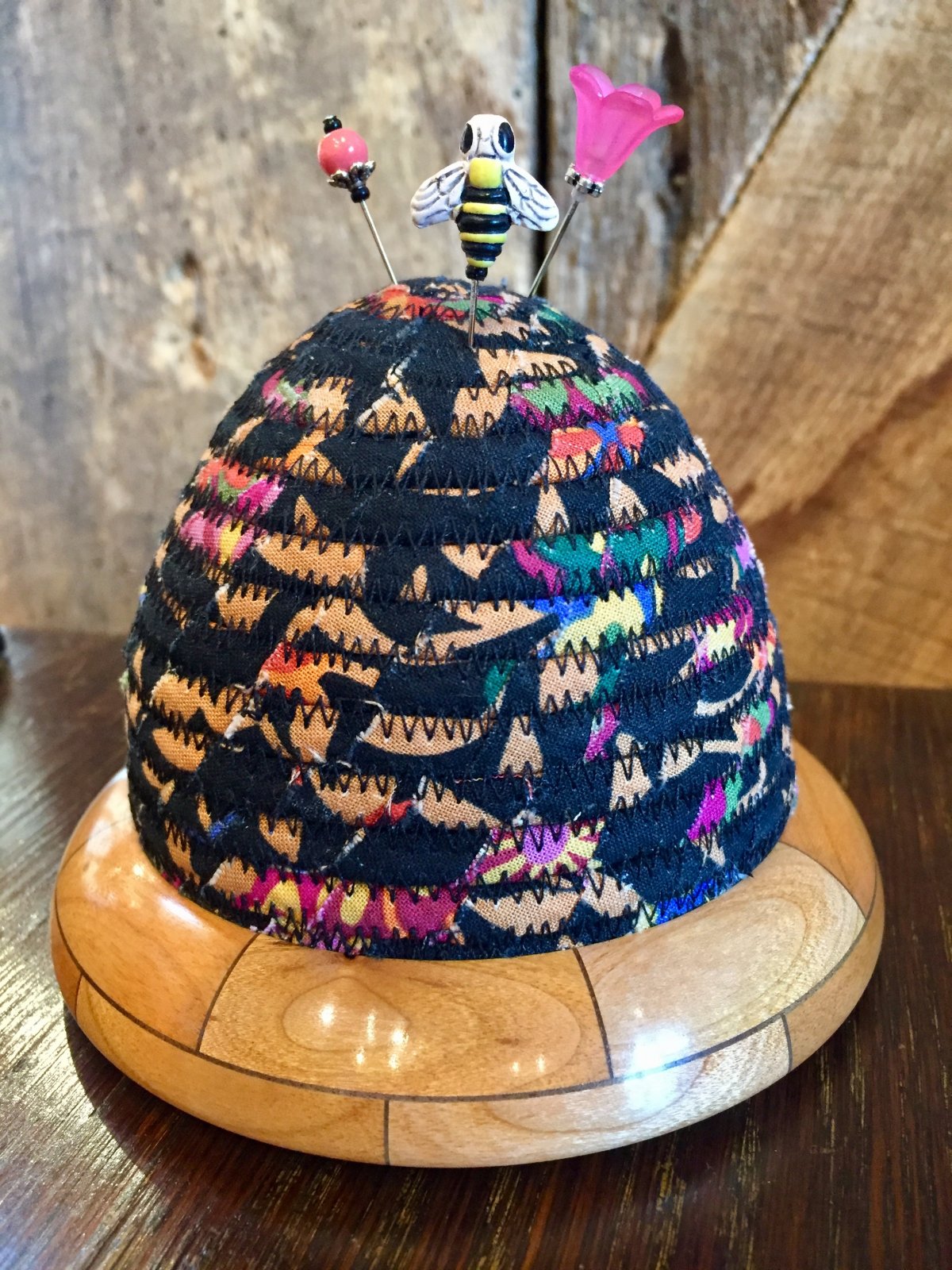 Beehive Pincushion Kaffe Busy Lizzy Black / Tan Top Cherry