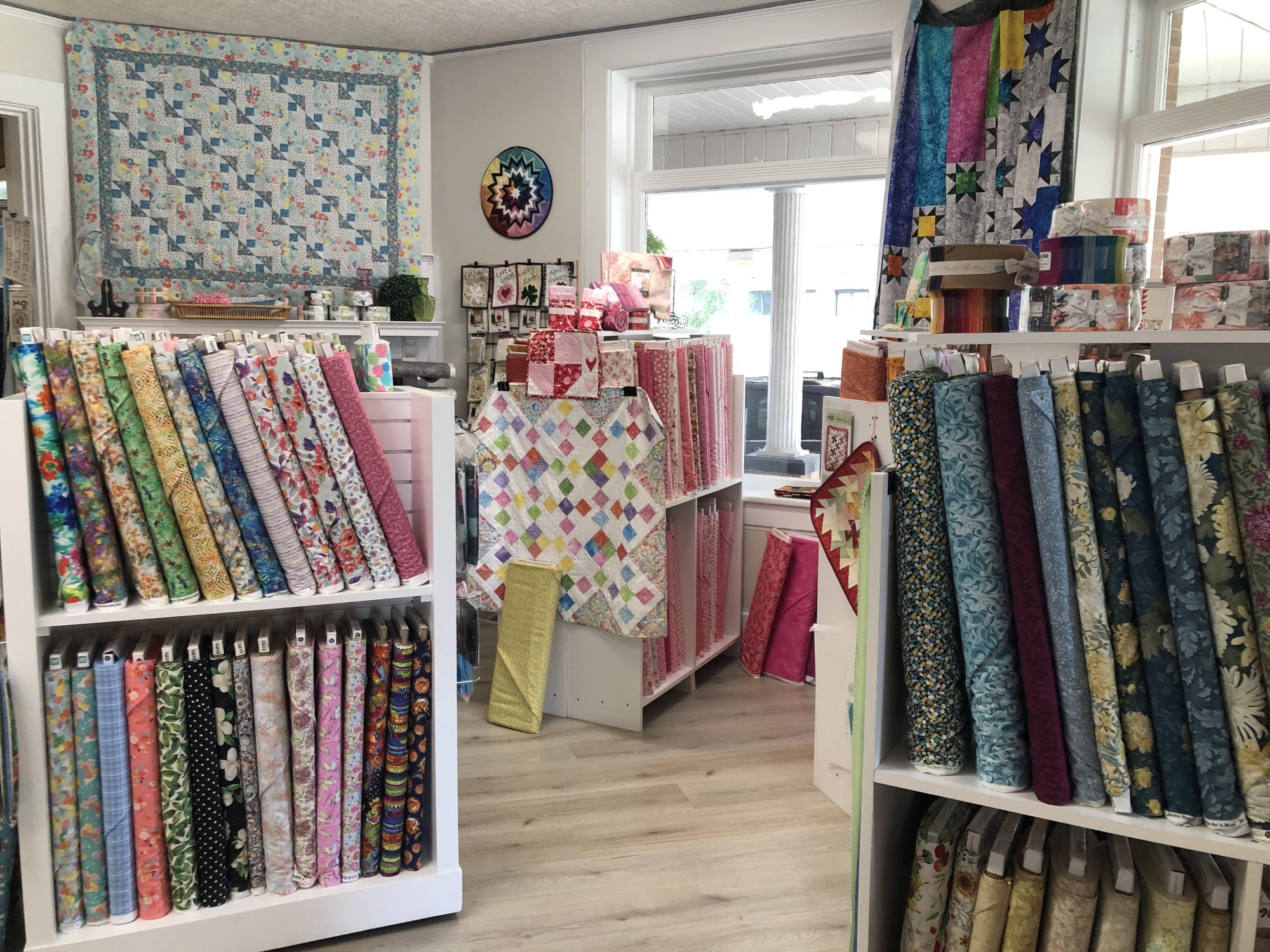 Common Threads 356 Leechburg, PA Quilting Supplies