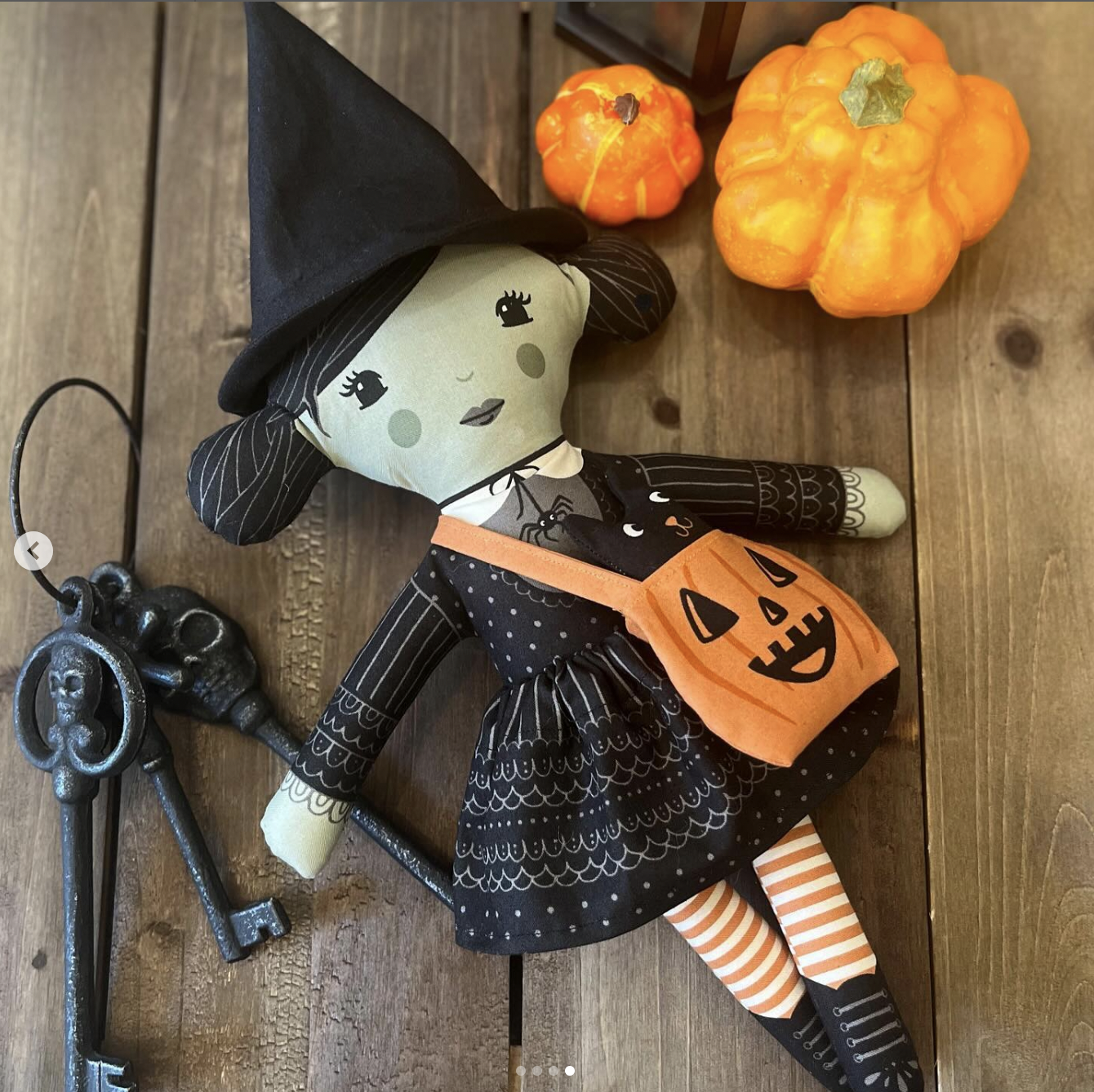 Home Sweet Haunt: Panel, Witch - 752106824454