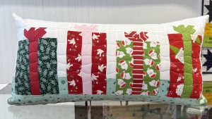 Christmas presents in a row quilted pillow, pillow quilt kit, kit for pillow