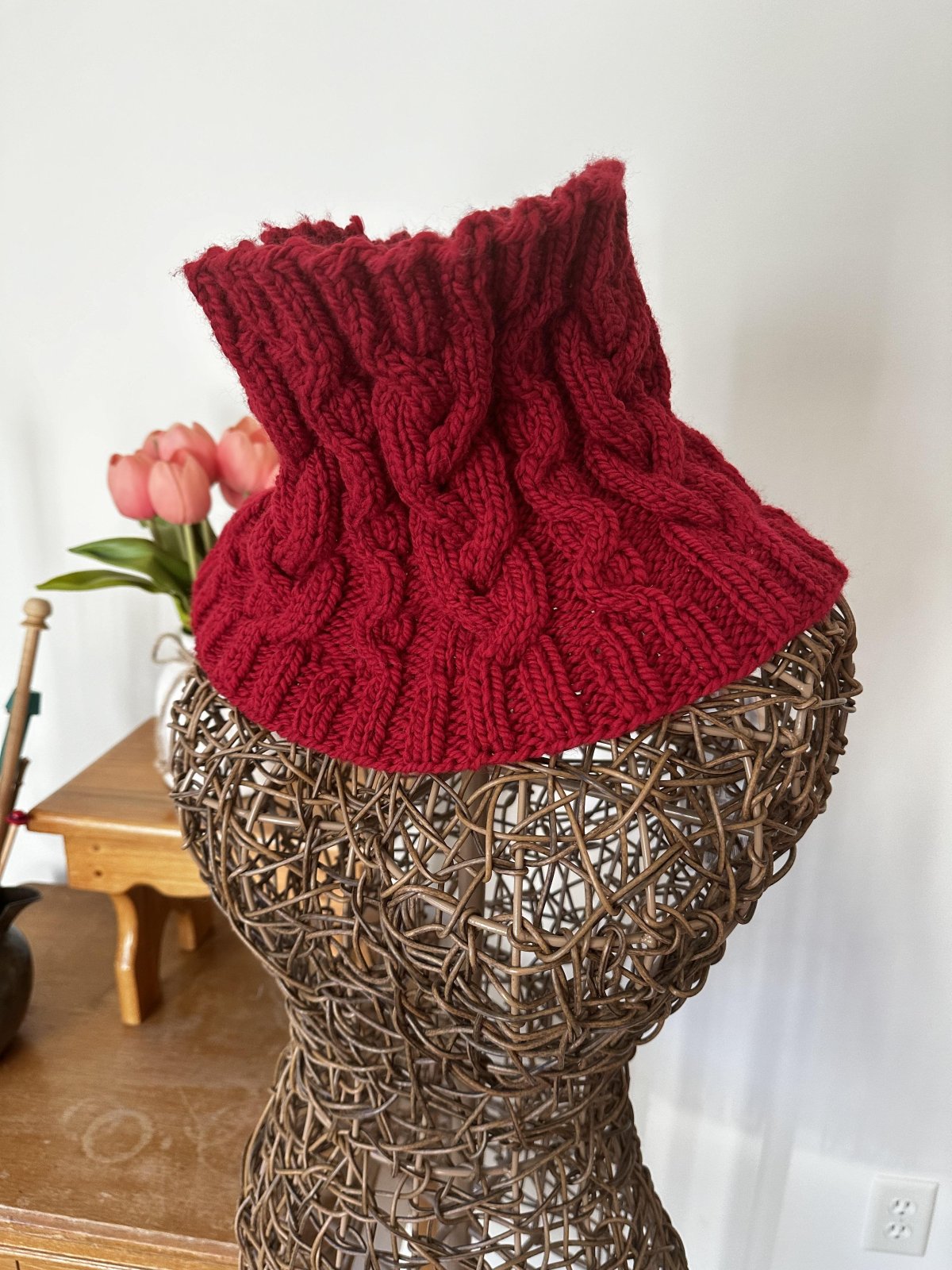 Pretty Cables Cowl in 128 Superwash