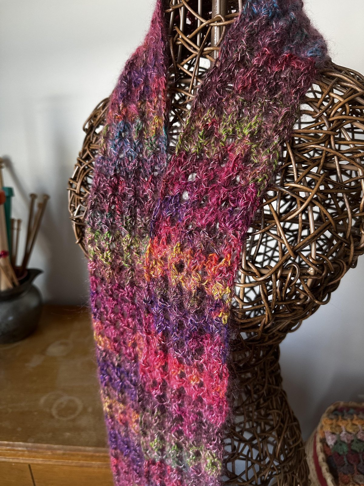 Easy Shells Scarf in Tiramisu