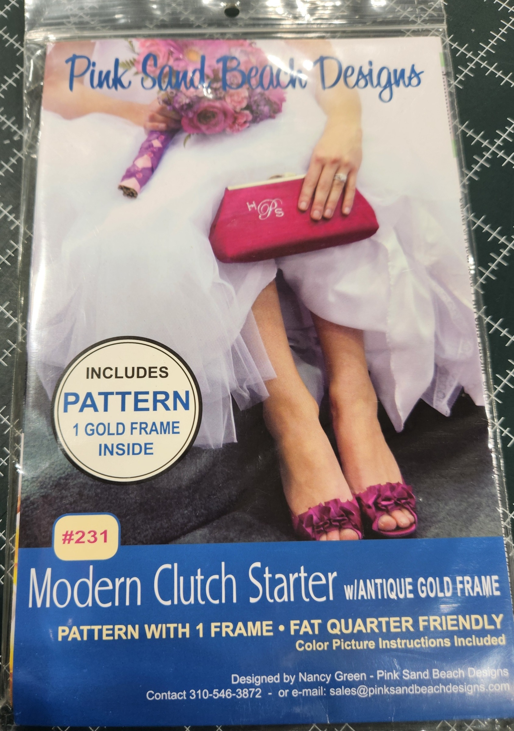 Modern Clutch Starter By: Pink Sand Beach PSB231 Pattern and 1 antique gold frame