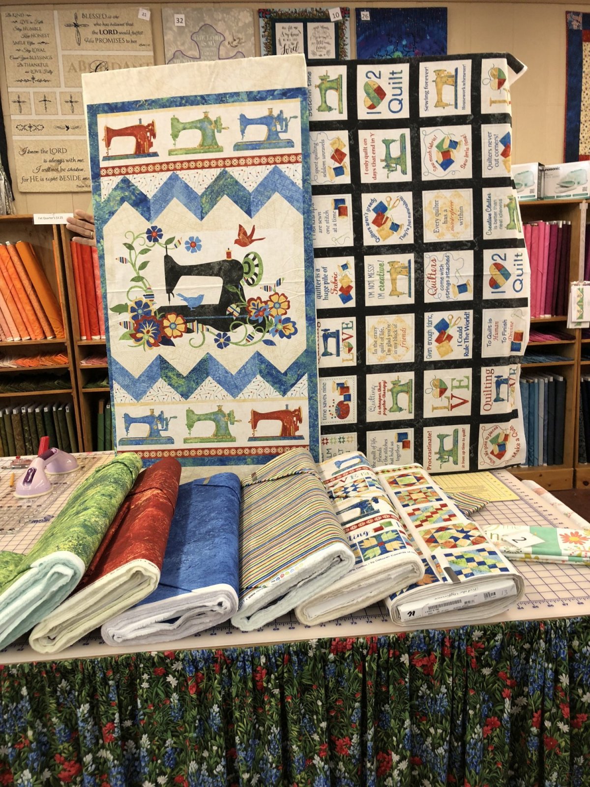 Gone Quiltin' Full Service Quilt Shop Bandera, TX