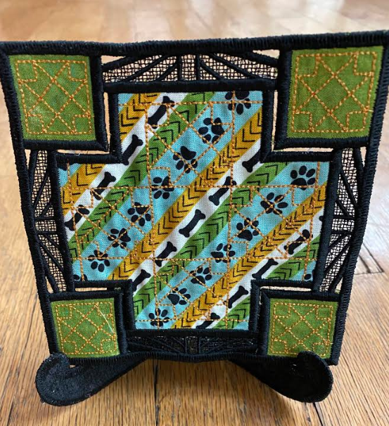 Free Standing Quilt Frame