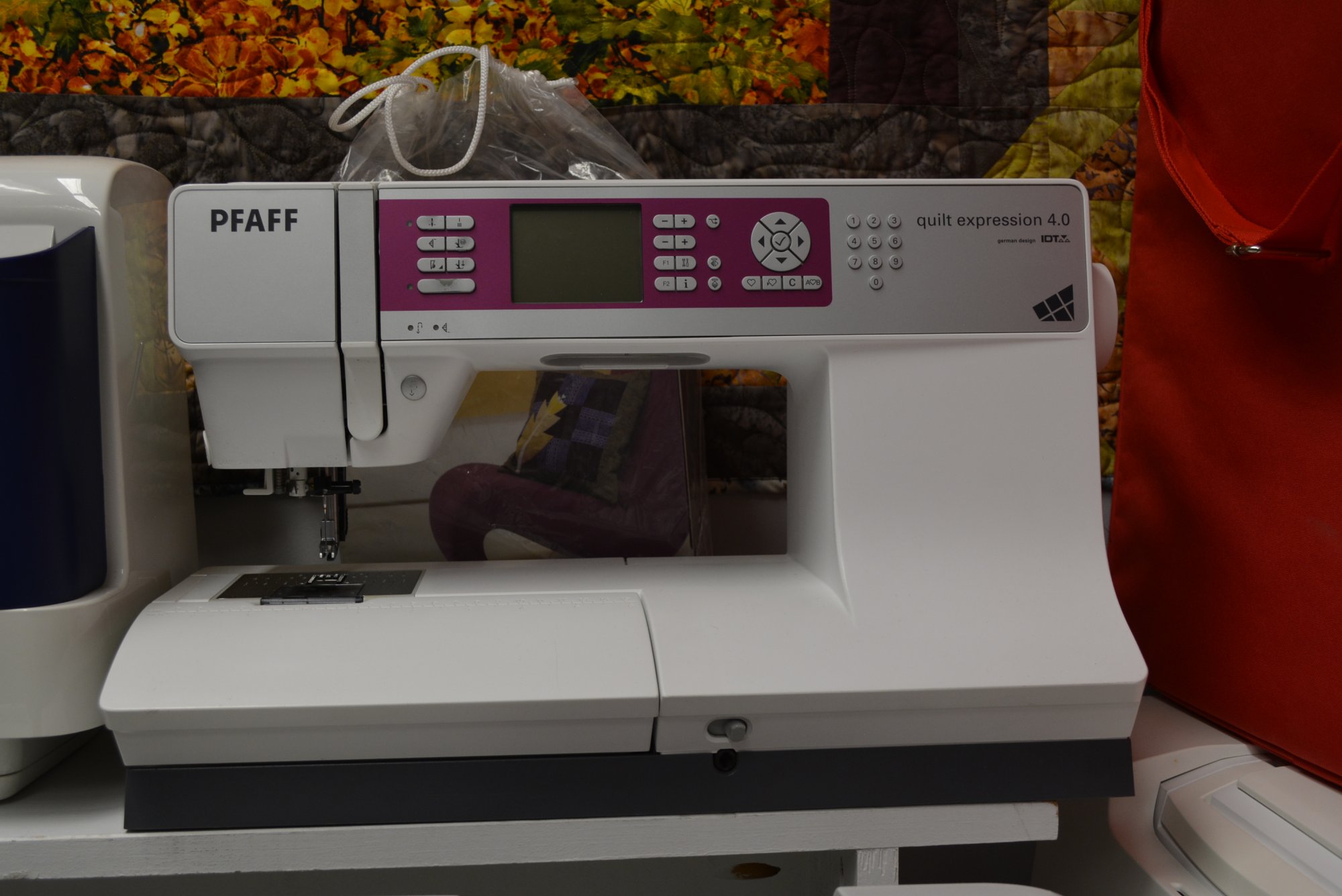 USED PFAFF Quilt Expression 4.0 794799
